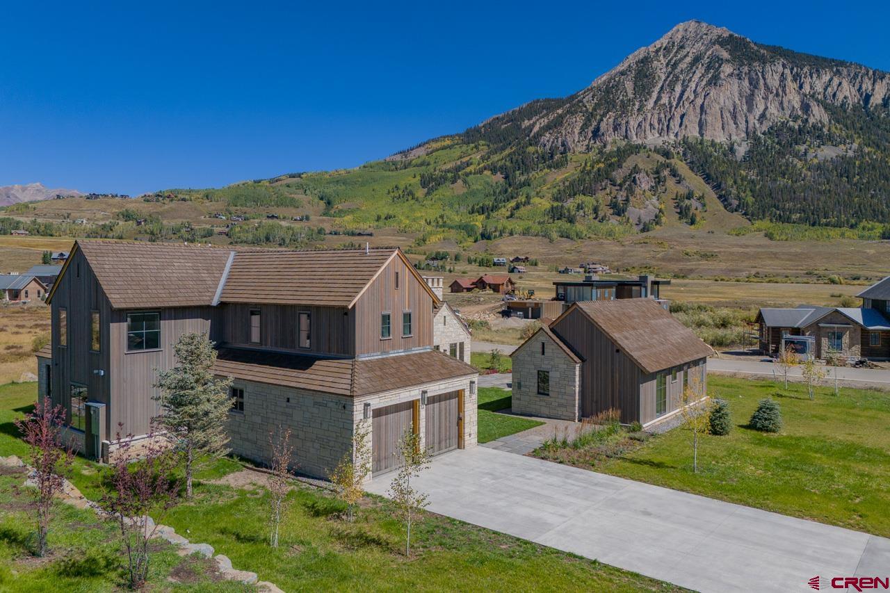 33 Aperture Lane, Crested Butte, CO 81224 Listing Photo  2