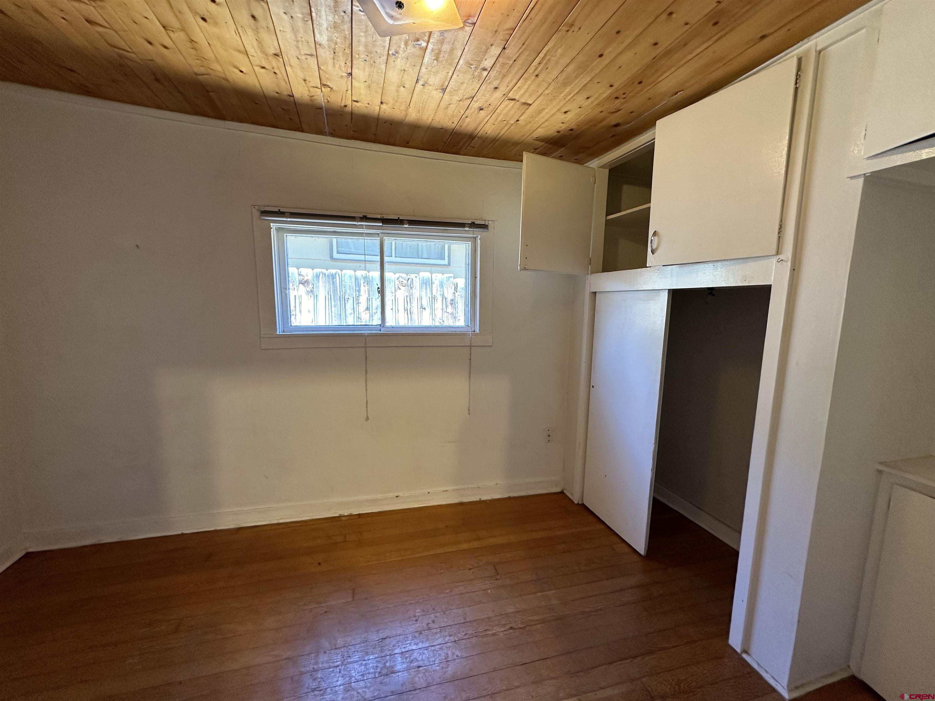 122 & 122.5 Alamosa Avenue