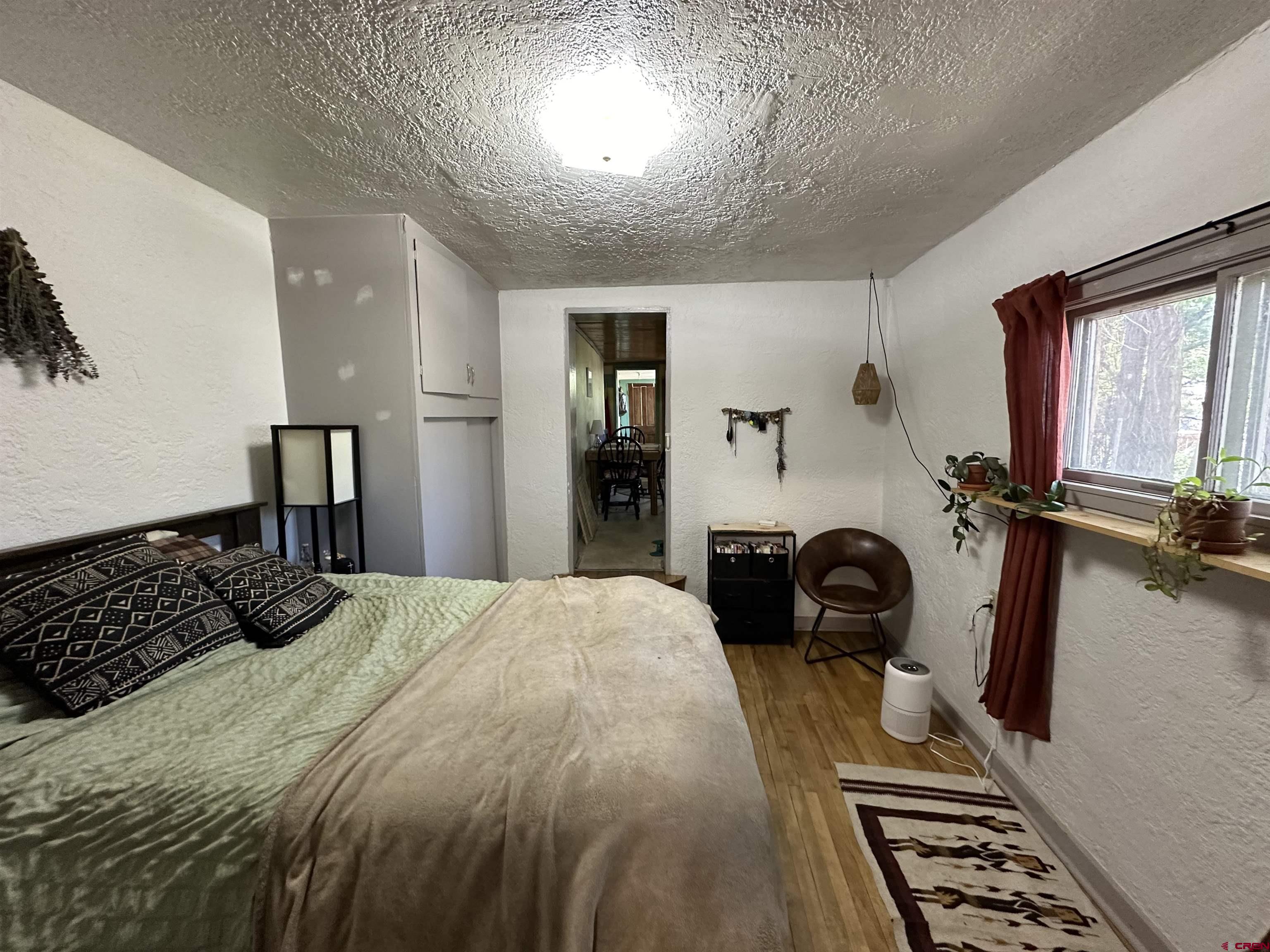 122 & 122.5 Alamosa Avenue