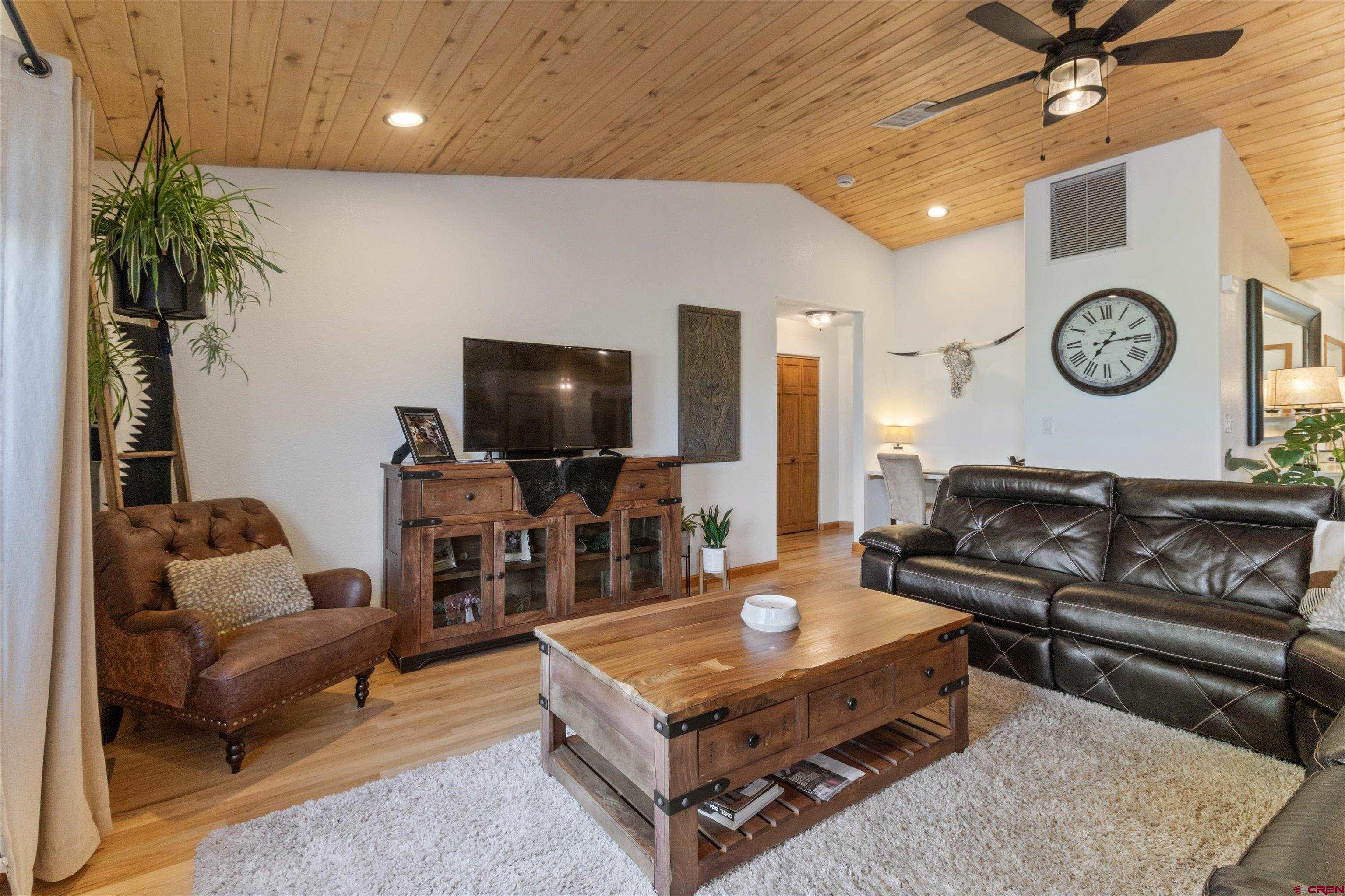 466 Bridle Valley Lane