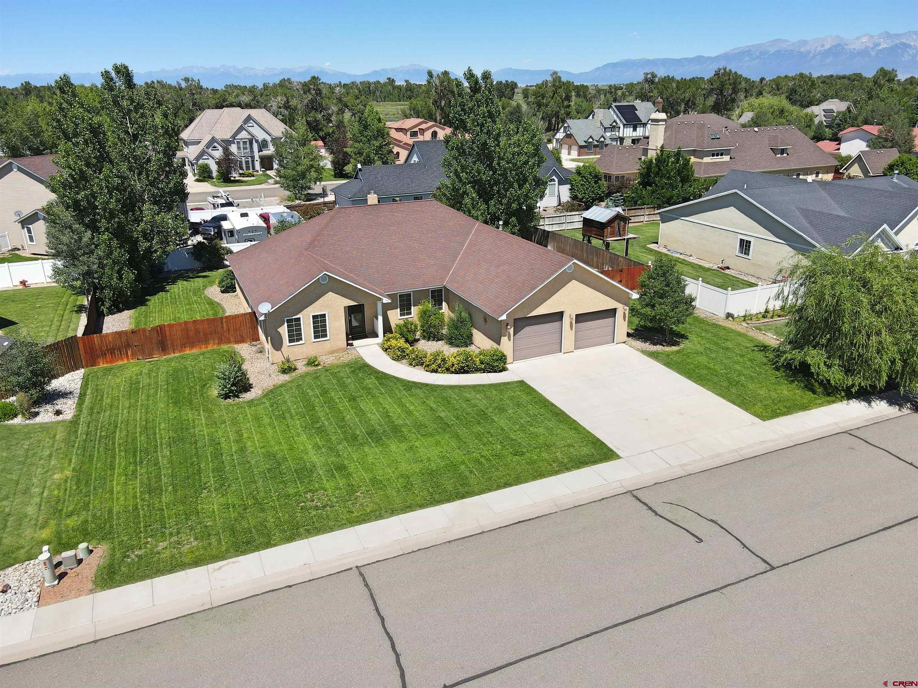 2913 Mimi Lane