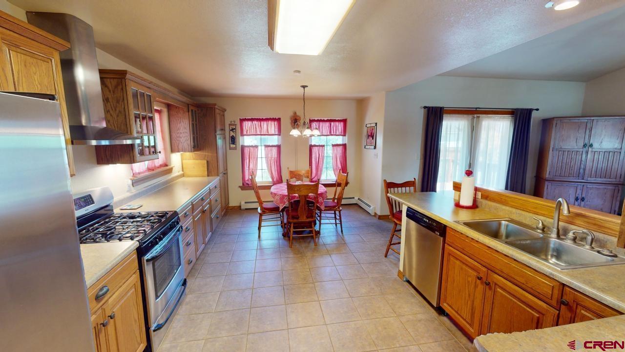 2913 Mimi Lane