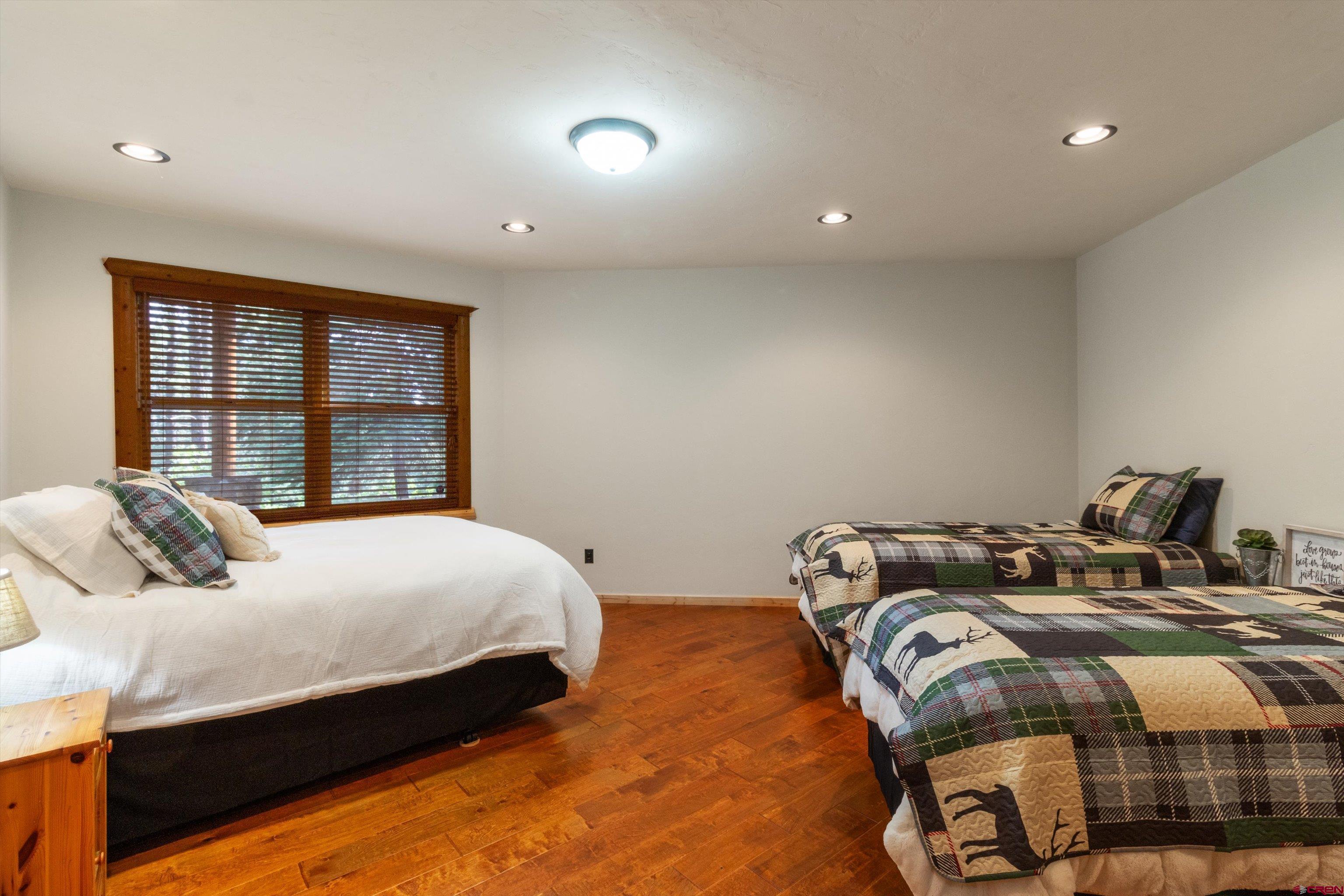 640 Clear View Road