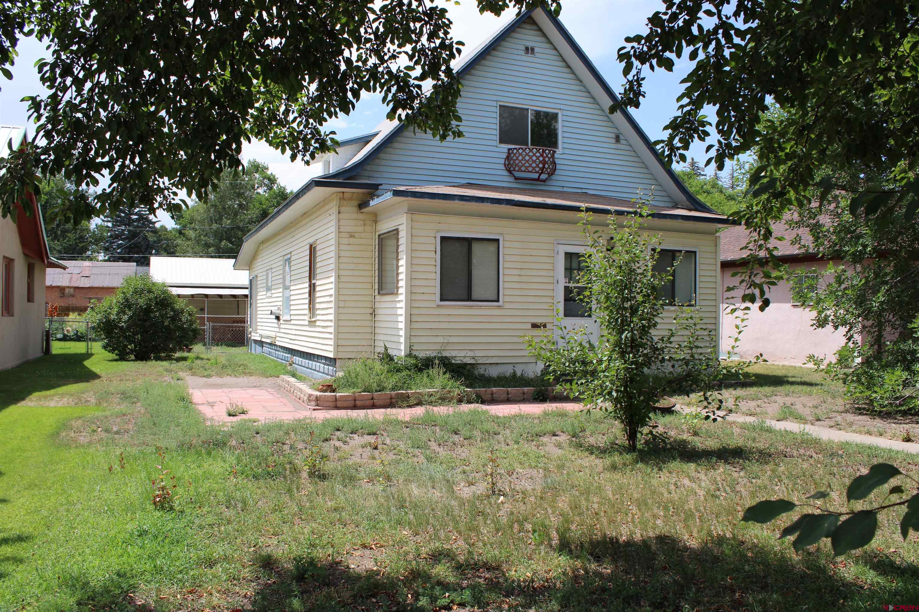 227 Bronk Street