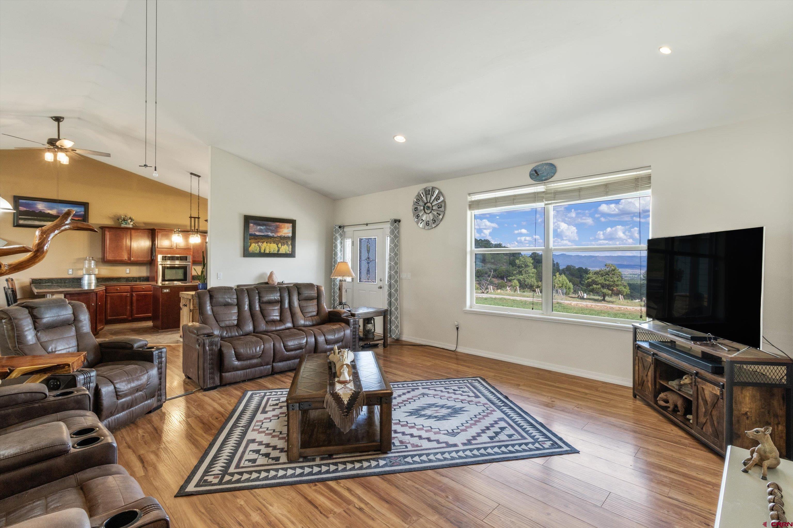 123 N Windy Ridge Road