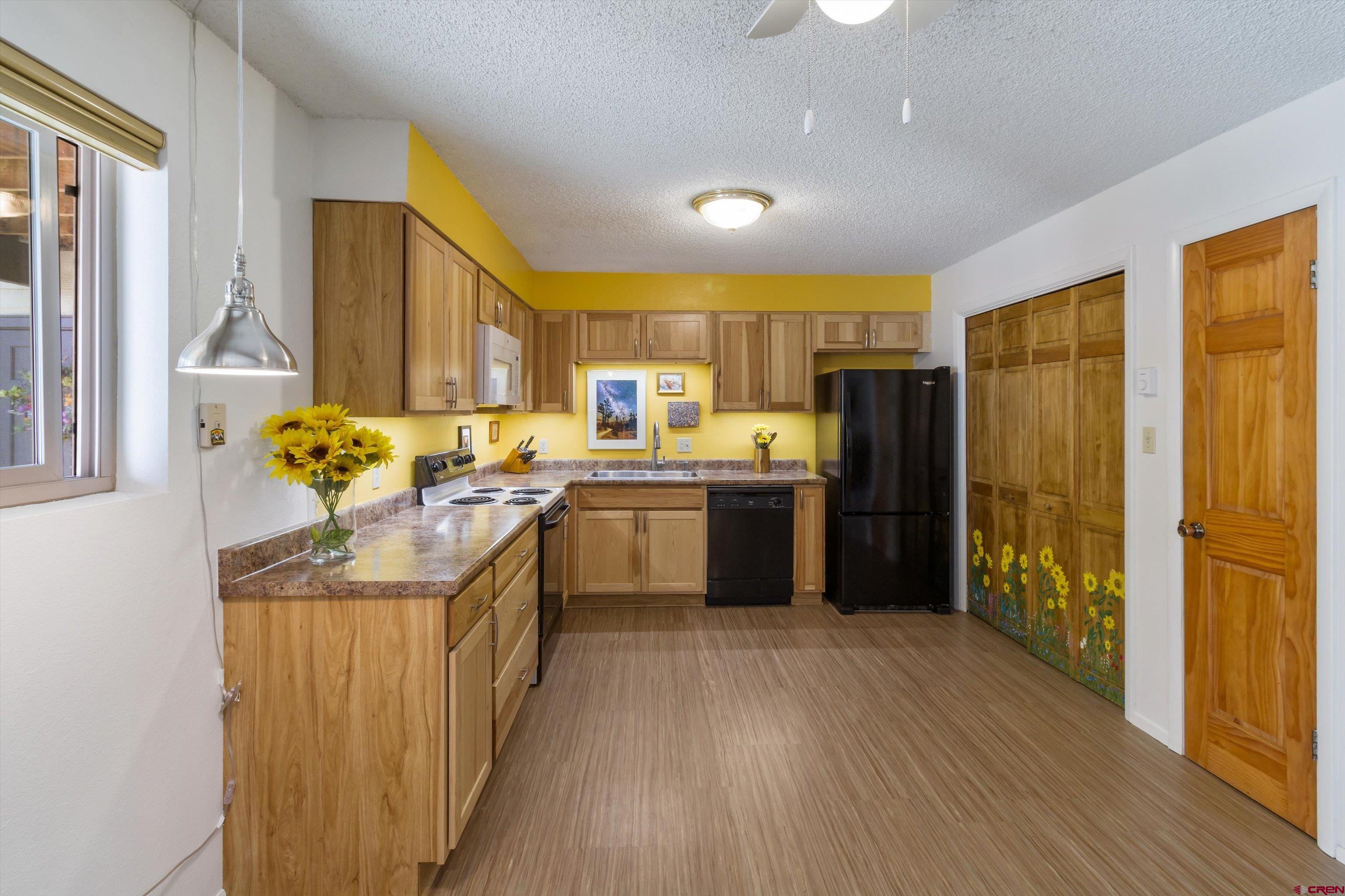 1212 Avenida Del Sol