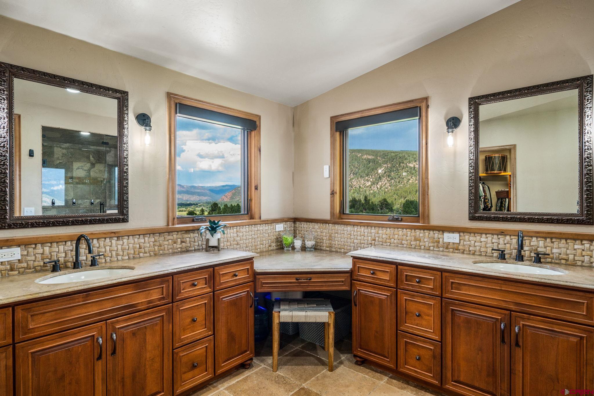 205 Oak Ridge Place