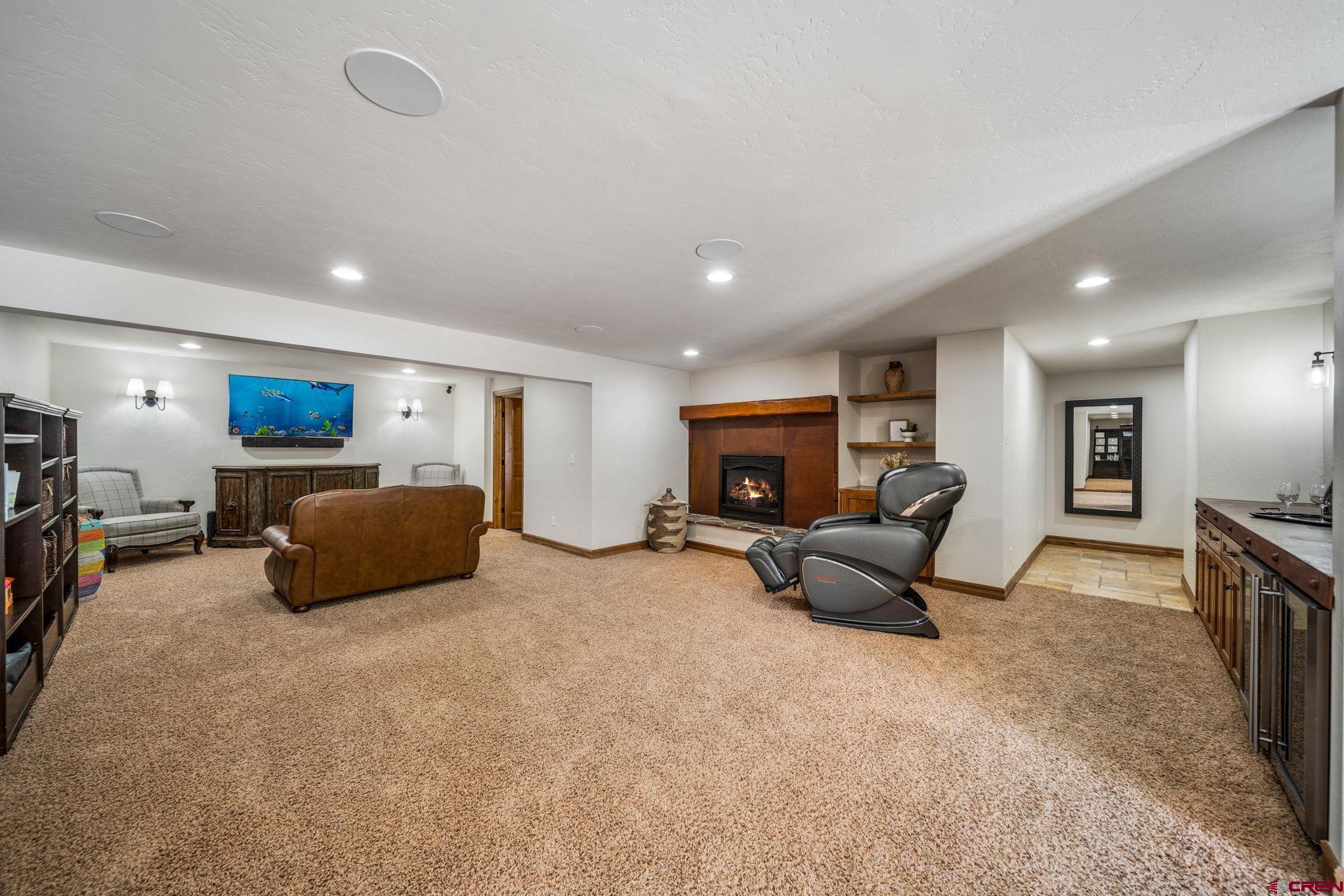 205 Oak Ridge Place