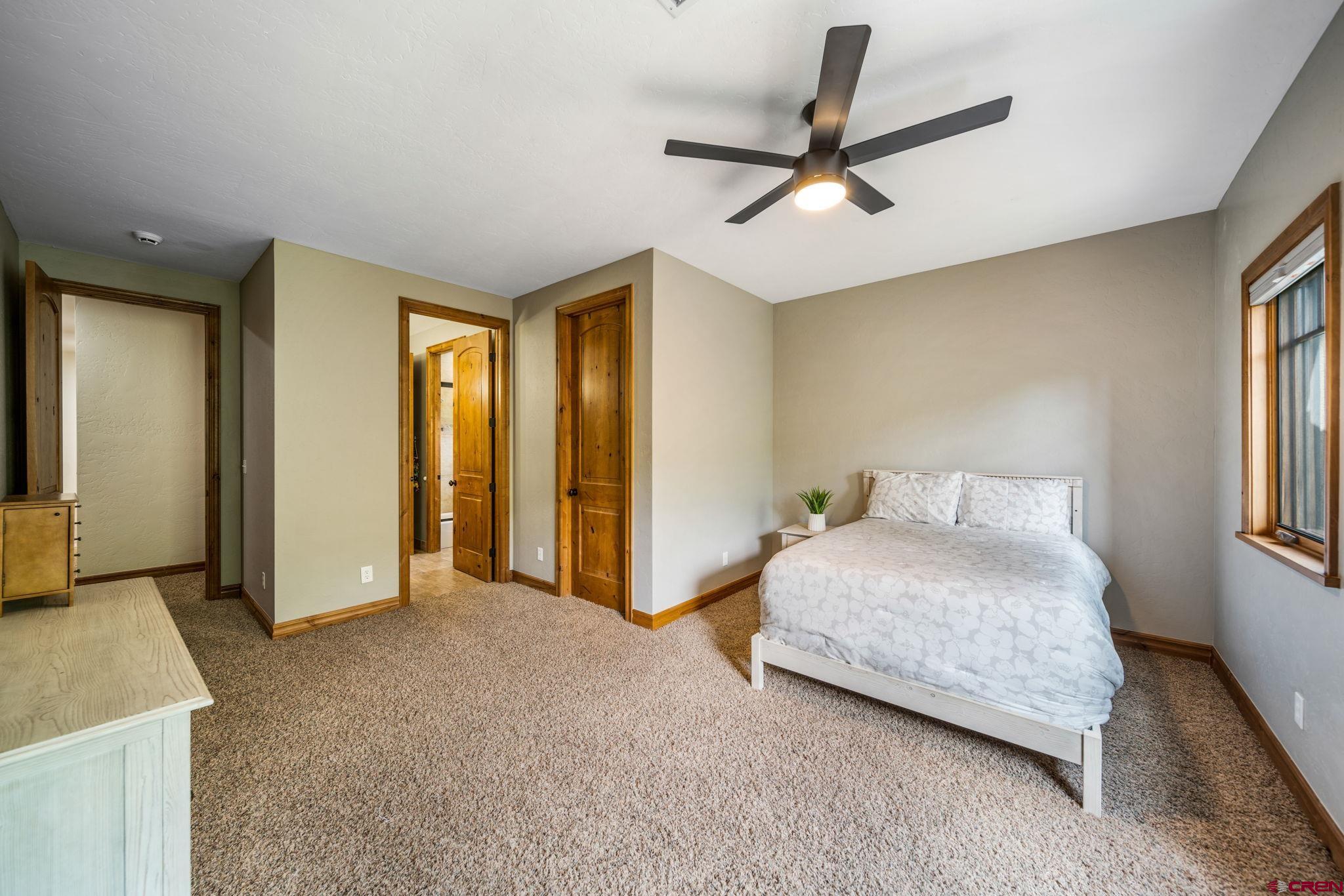 205 Oak Ridge Place