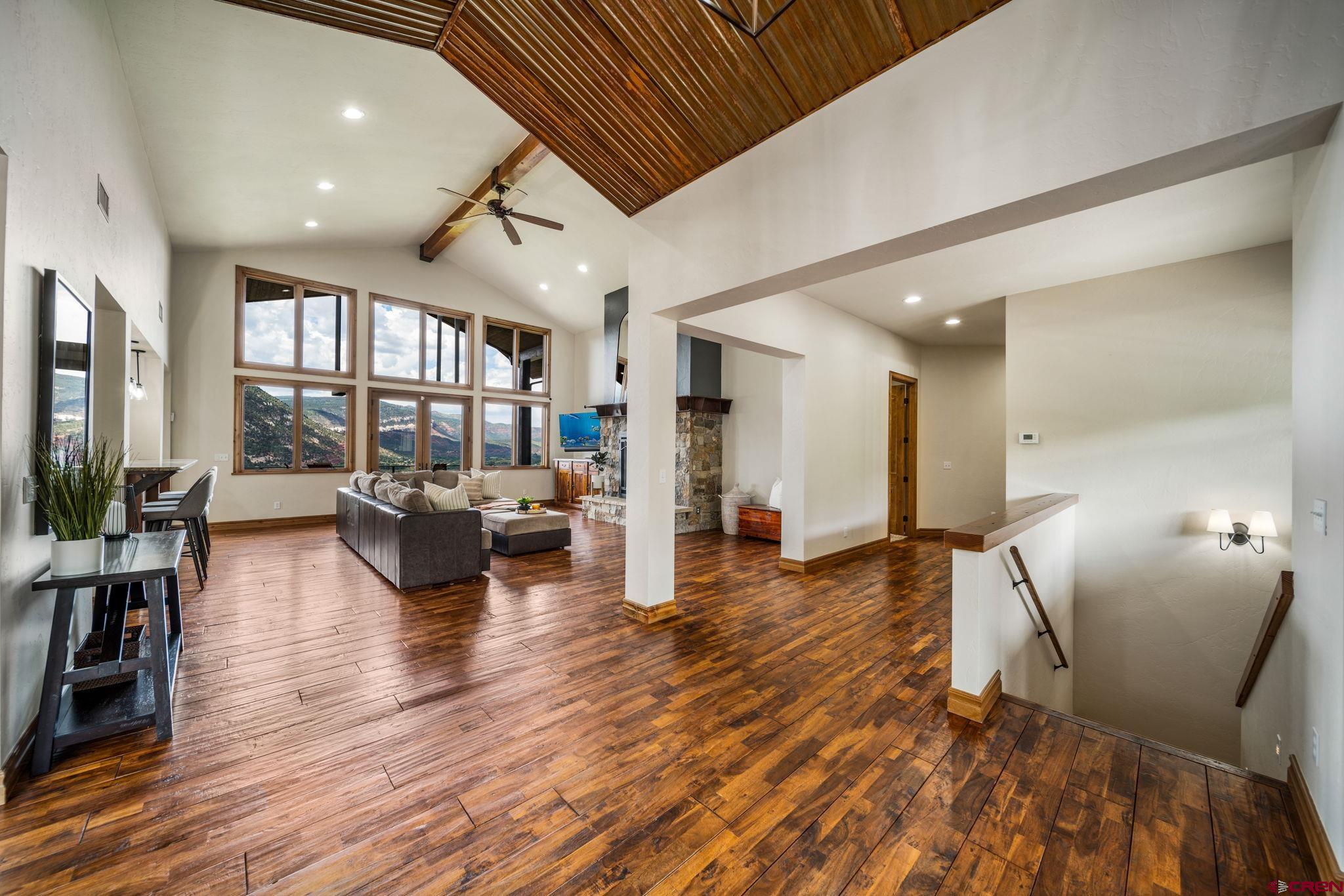 205 Oak Ridge Place