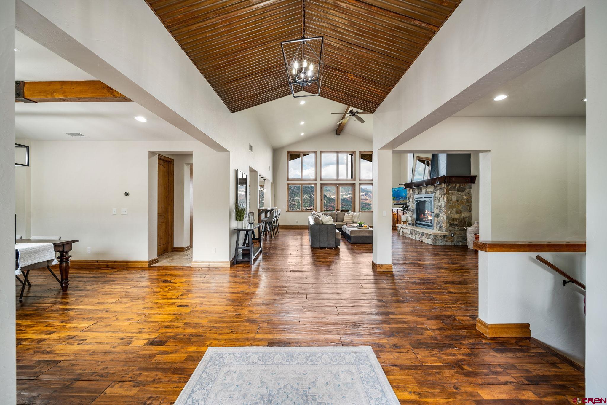 205 Oak Ridge Place
