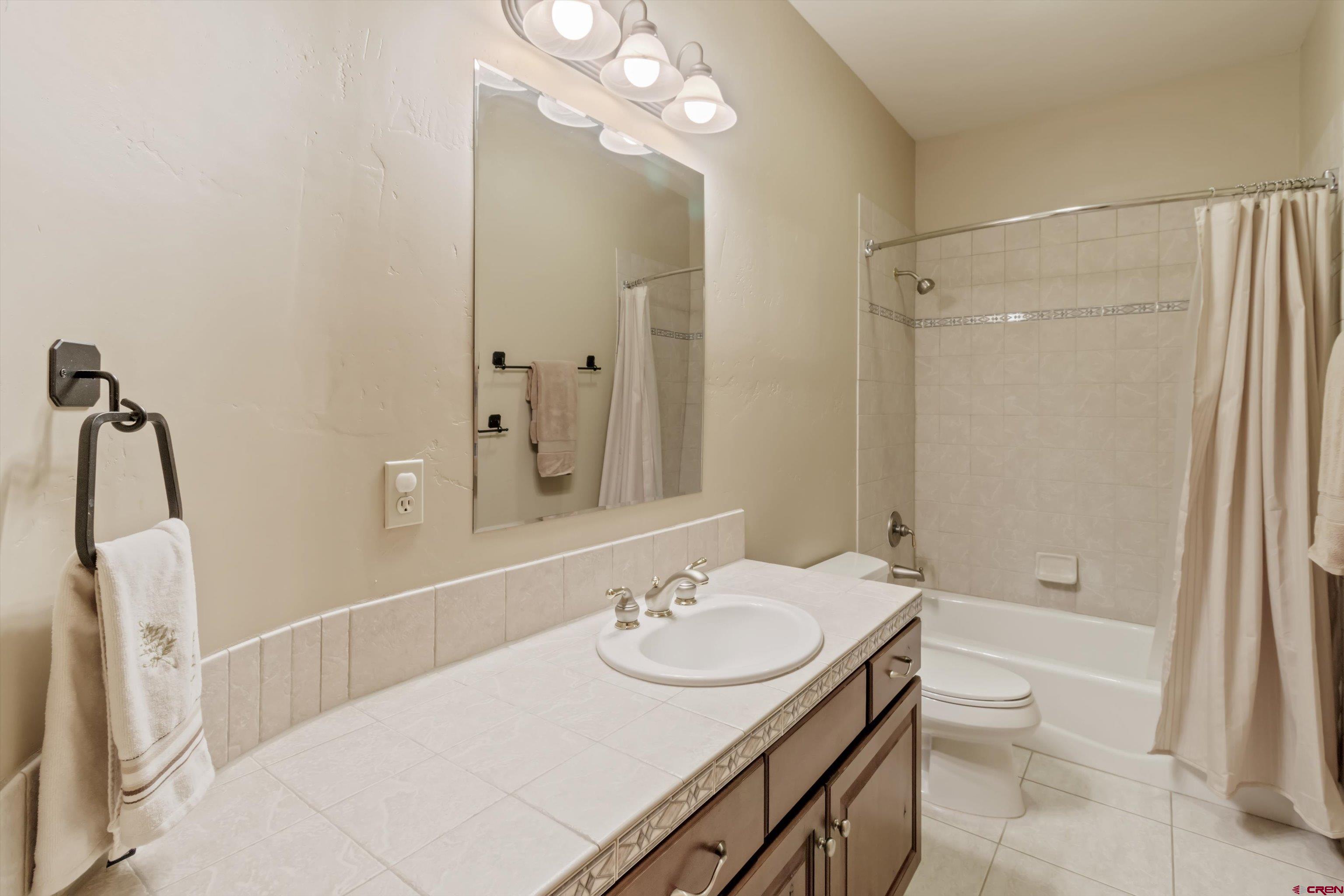 18 Turnberry Drive