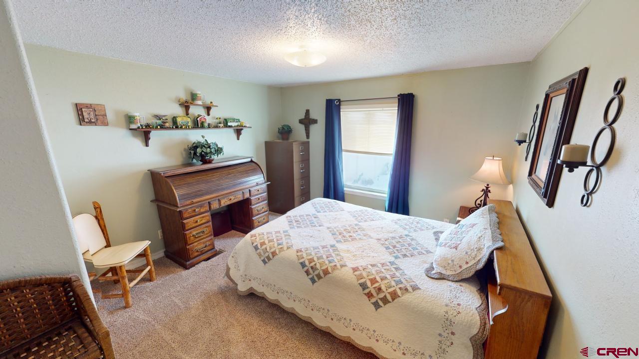 9429 County Road 105 S