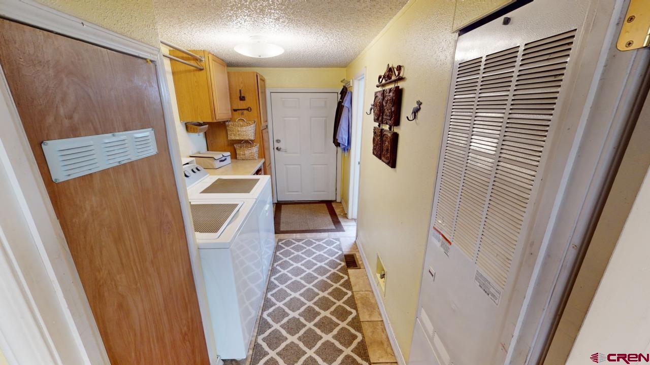 9429 County Road 105 S