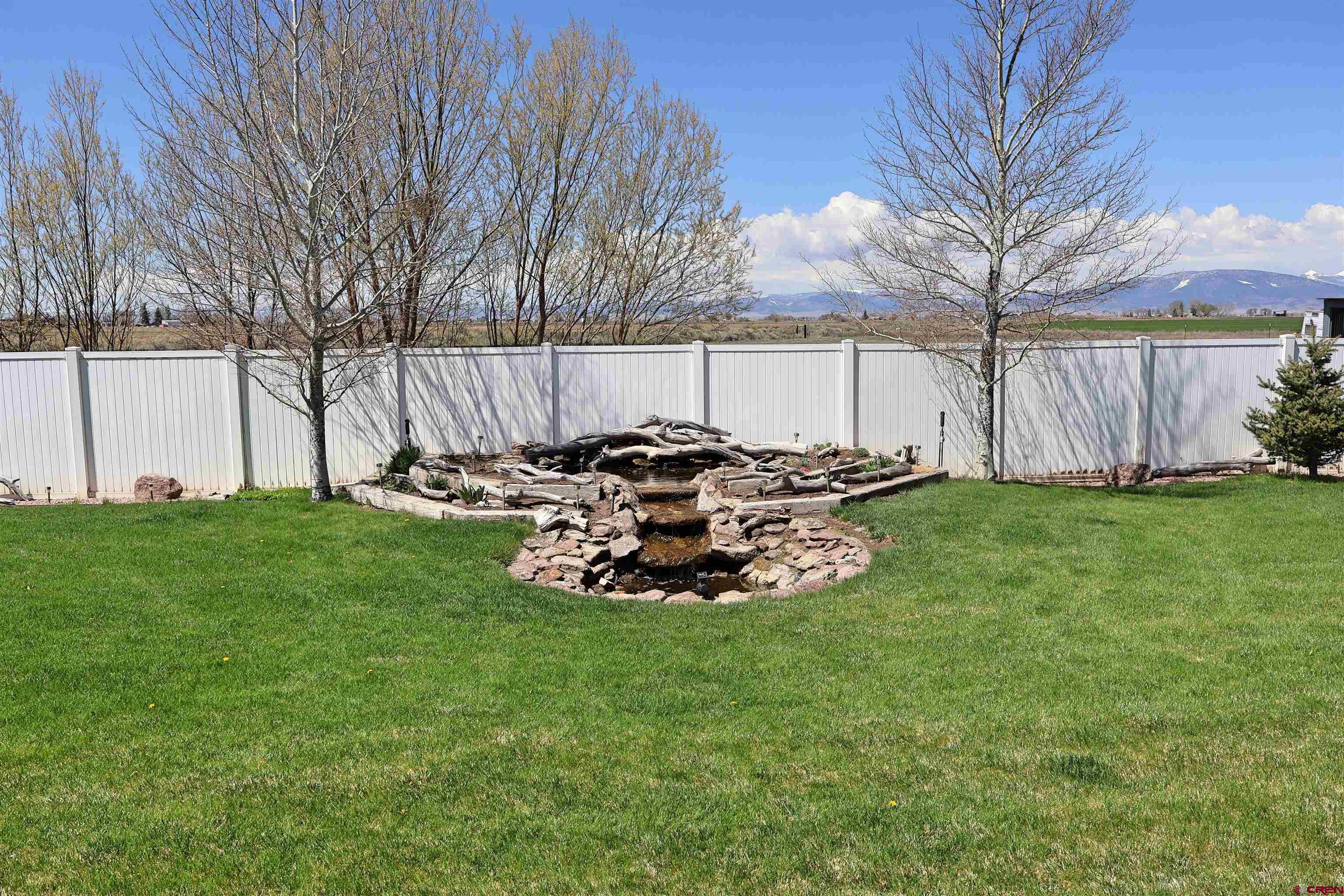 9429 County Road 105 S