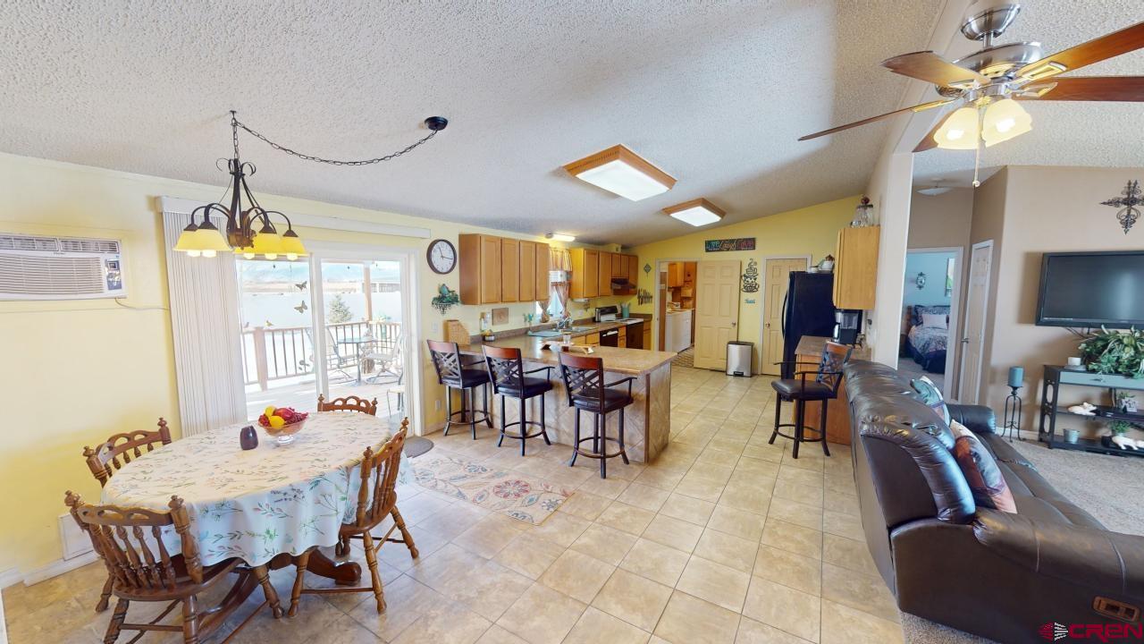 9429 County Road 105 S