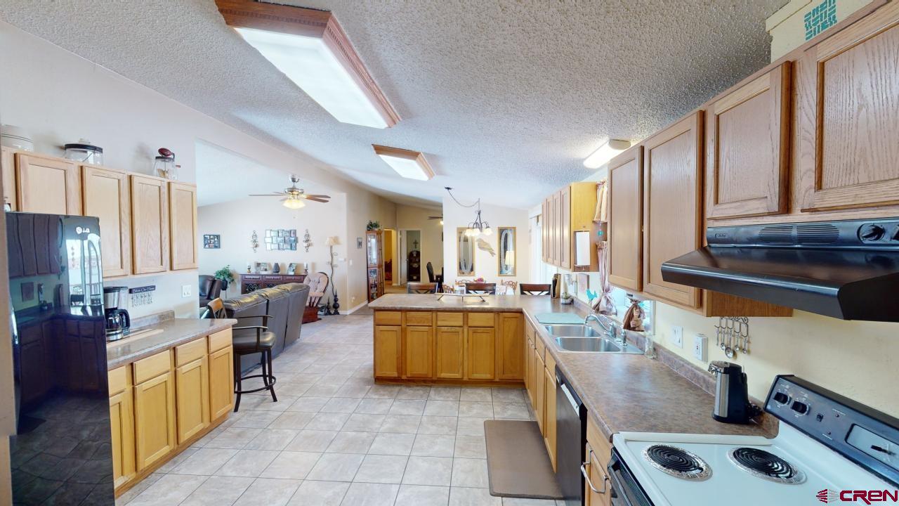 9429 County Road 105 S