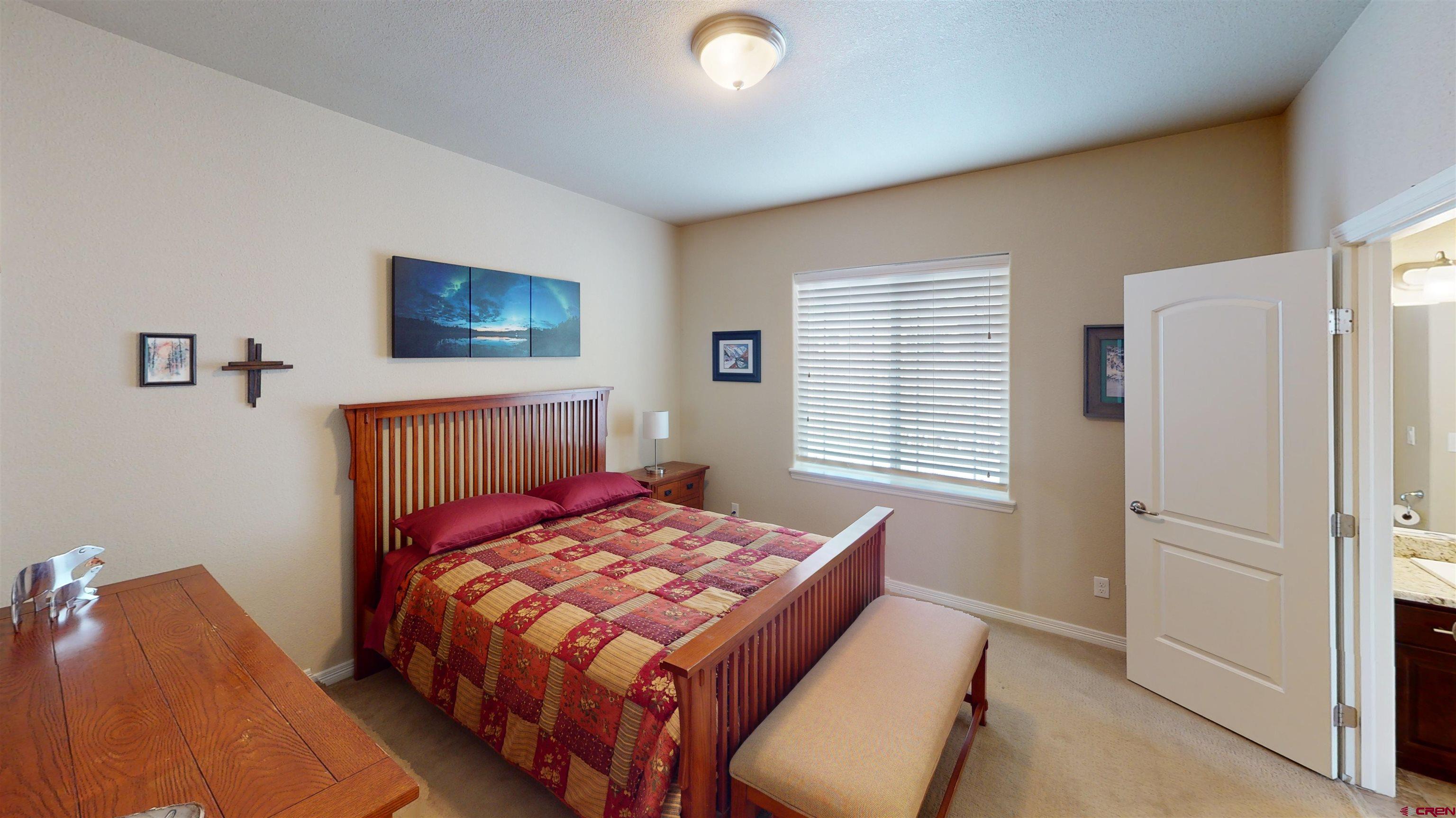 2924 Sarah Lane