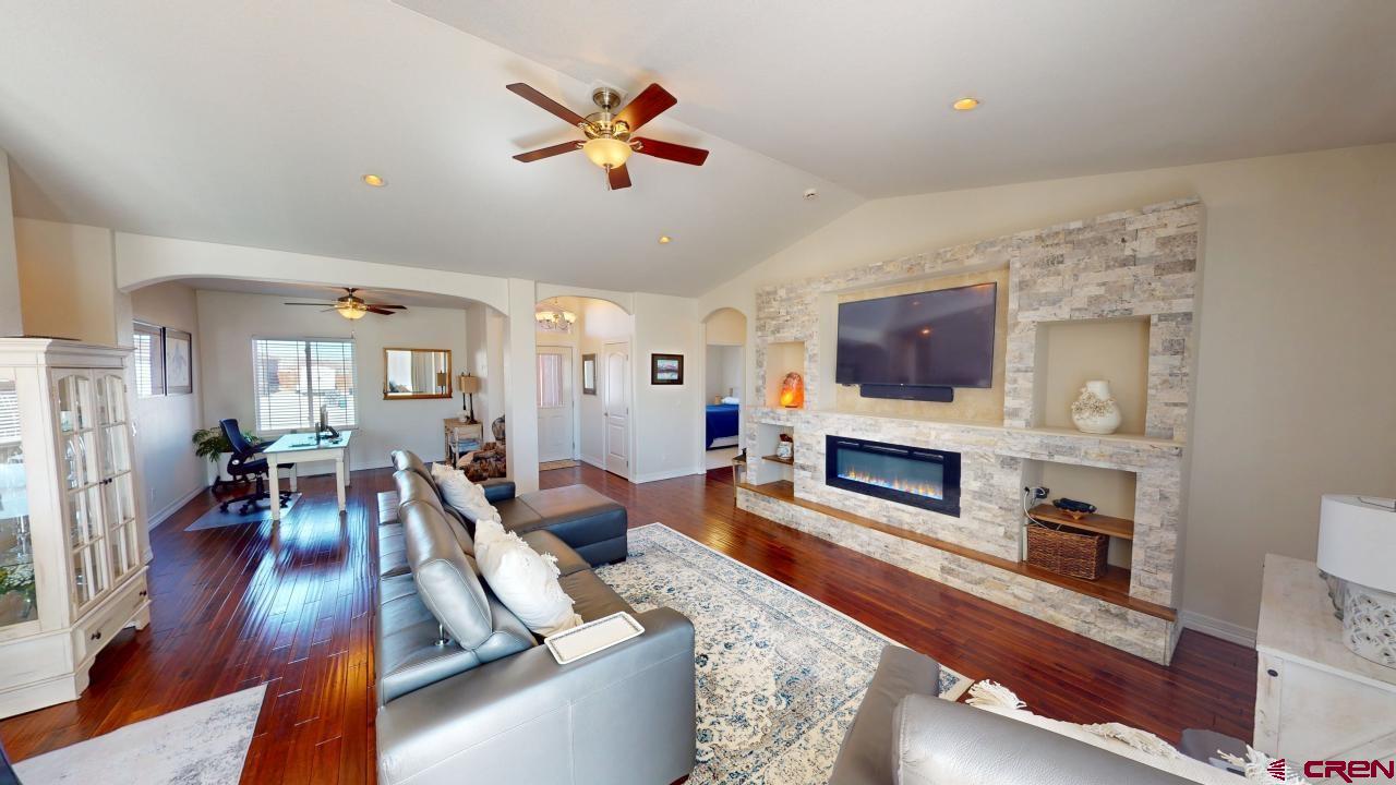 2704 Marsha Lane