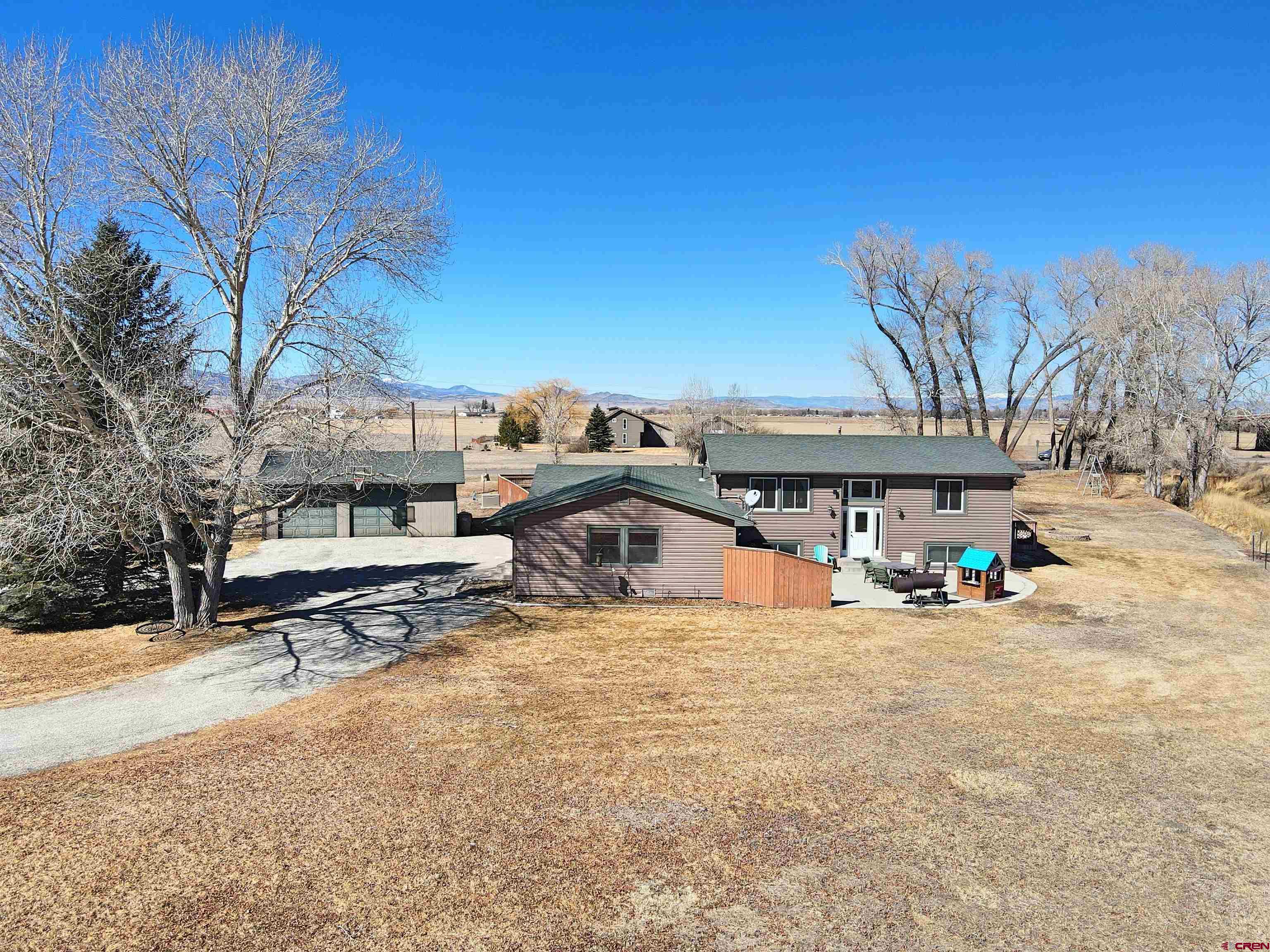 1033 County Road 1