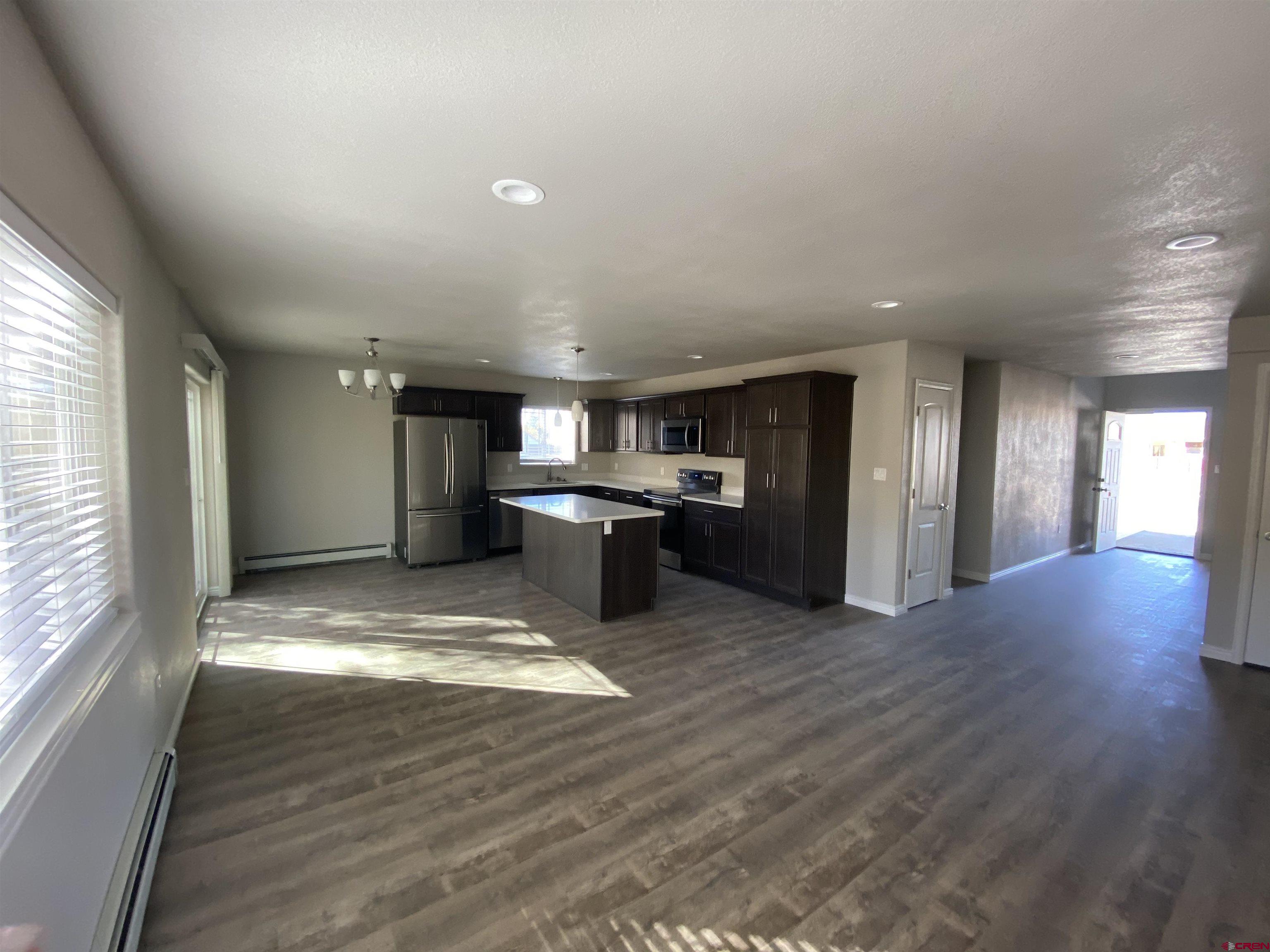 914 Douglas Drive