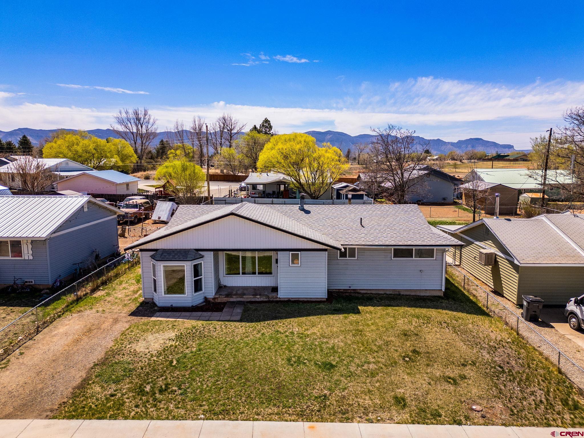 827 Brookside Drive