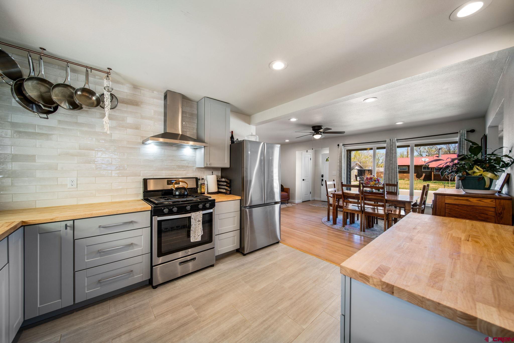 827 Brookside Drive