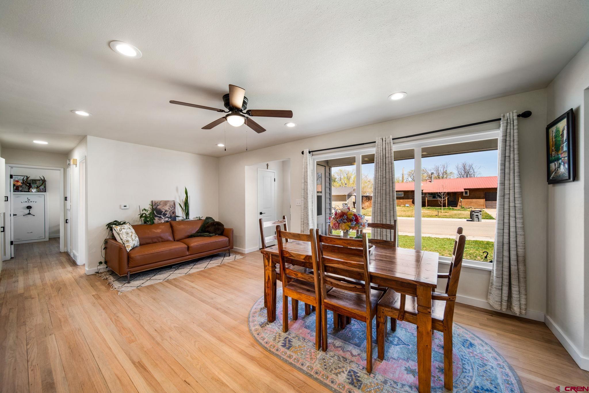 827 Brookside Drive