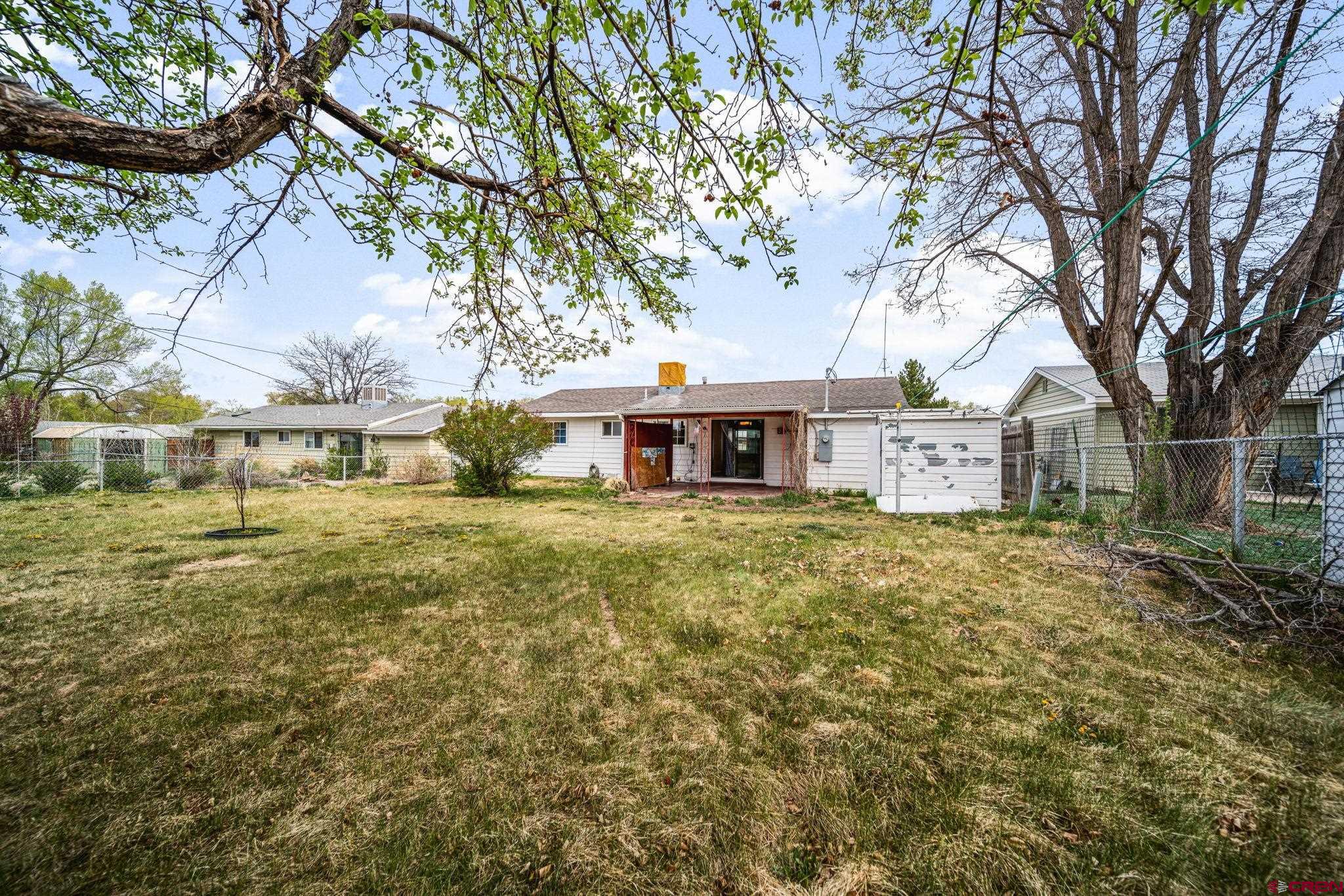 819 Brookside Drive