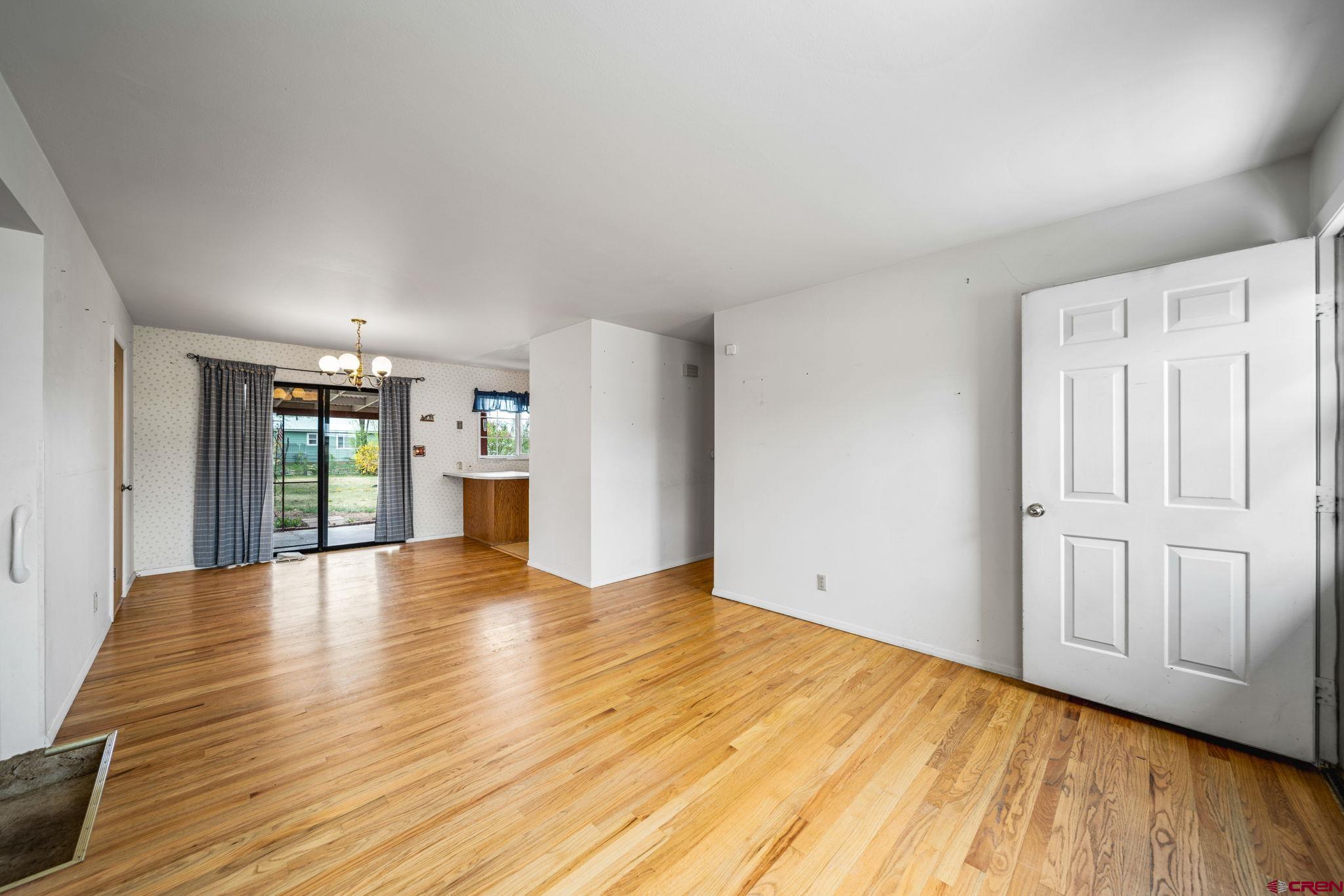 819 Brookside Drive