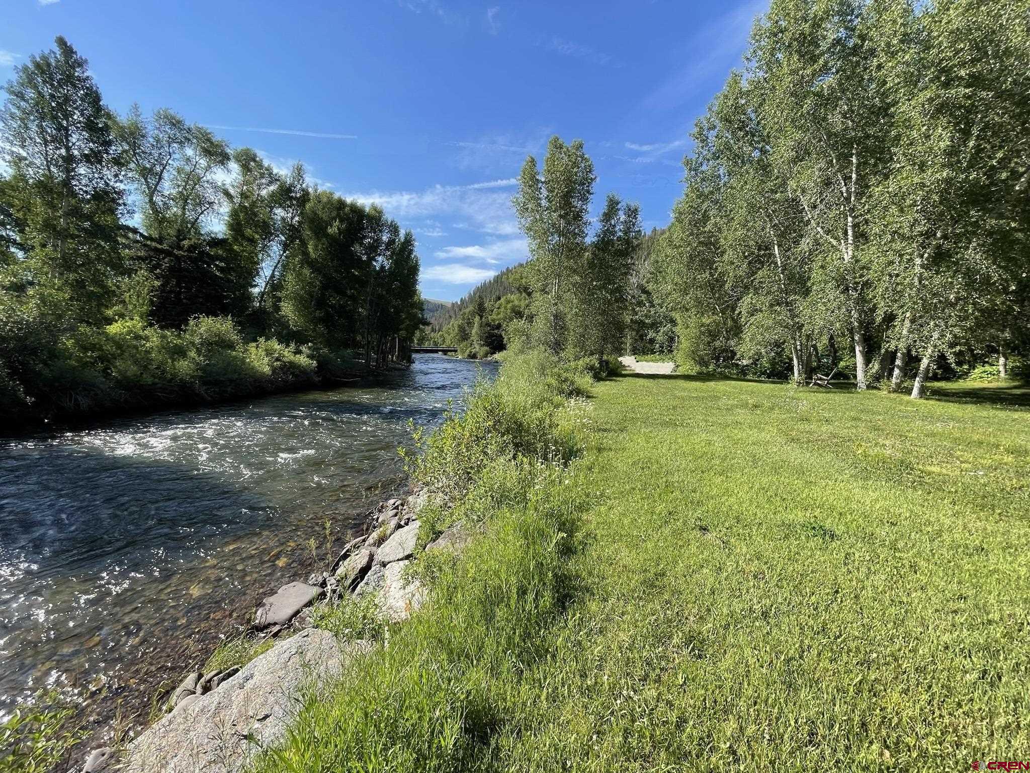 https://cdnparap100.paragonrels.com/ParagonImages/Property/P10/CREN/823903/0/0/0/8d2331ab3ba506201ccb95cb8f80aef3/2/6759539b5a608a88625faad3cb209738/823903-c27aa791-39b0-40f9-aadf-3c64491acb70.JPG