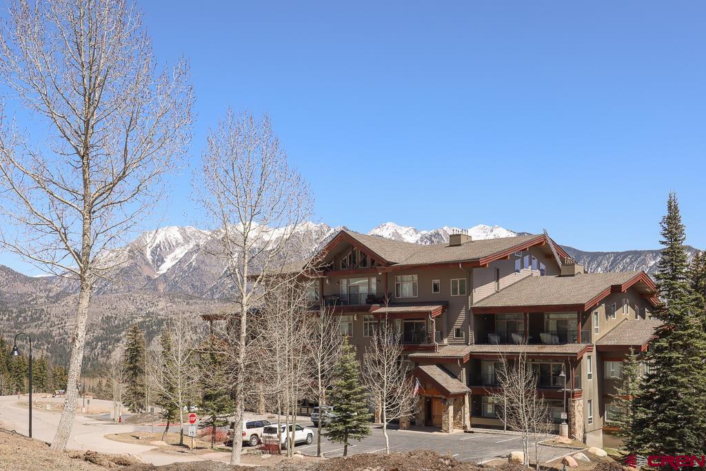 545 Skier Place