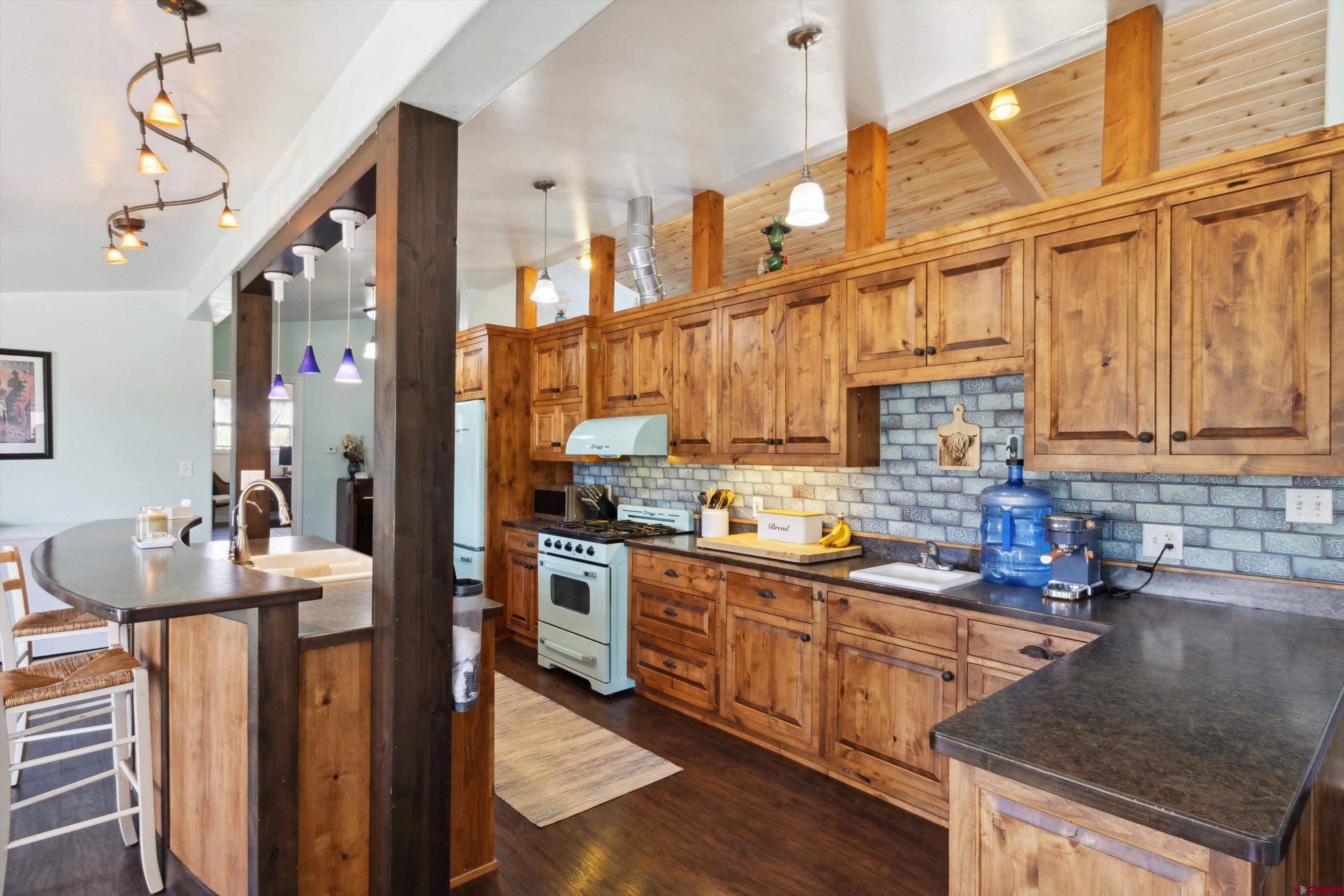 916 County Road 311