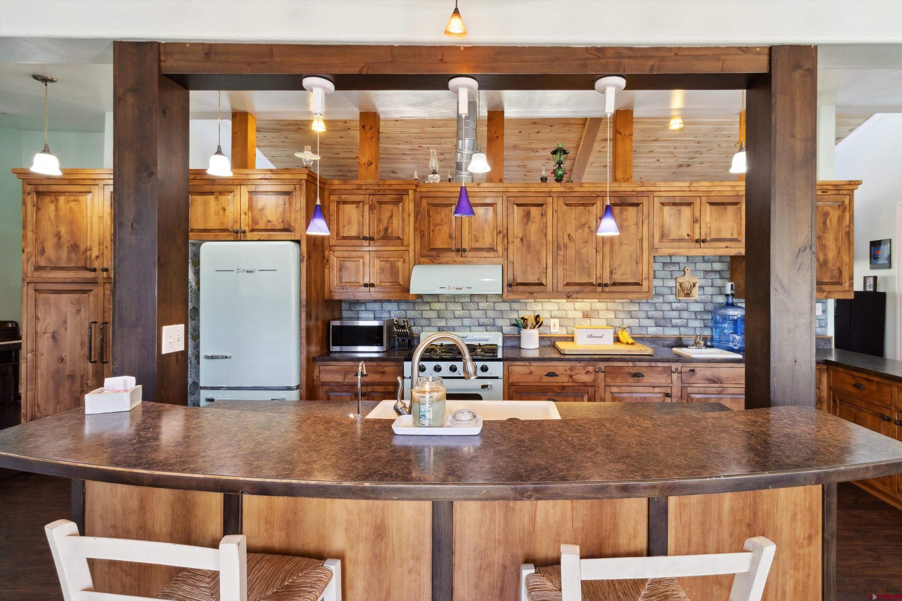 916 County Road 311
