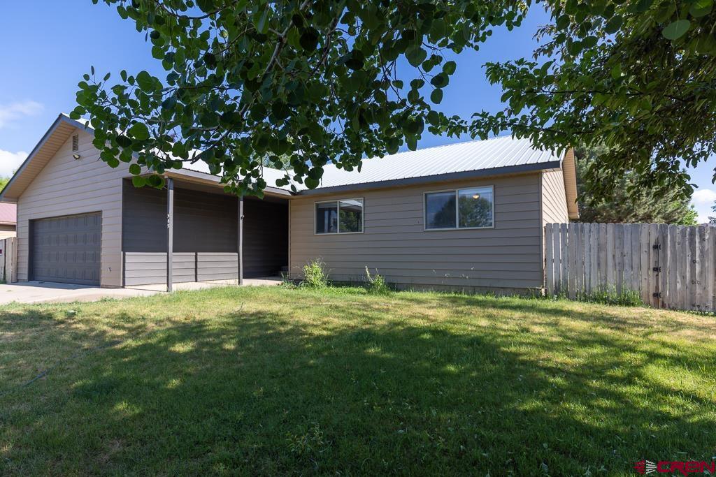 345 Meadows Circle