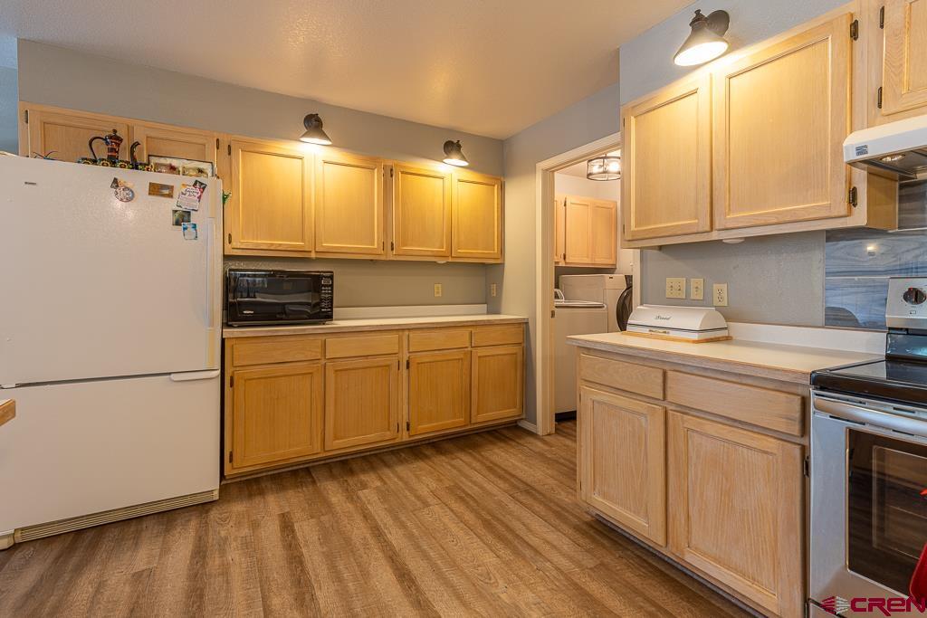345 Meadows Circle