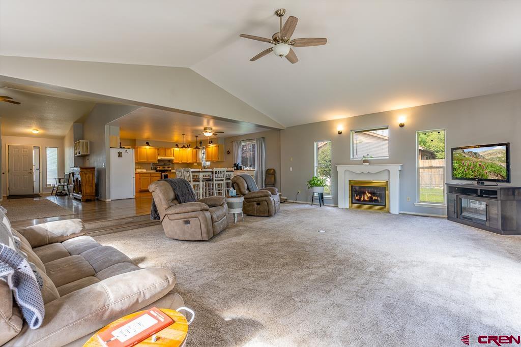345 Meadows Circle