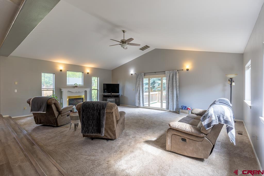 345 Meadows Circle