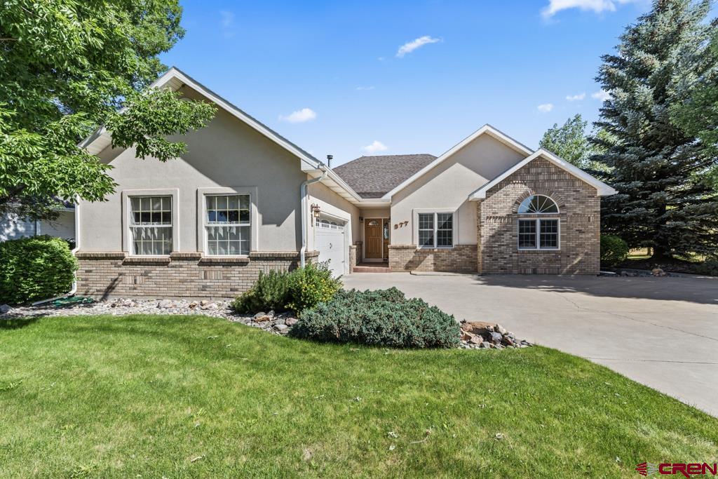 Discover comfortable living in this charming 2111 sq ft home, located in Montrose's desirable Cobble Creek Creek community. Built in 2001, this residence offers 3 bedrooms, 2 bathrooms, and a dedicated den/office, providing ample space for relaxation and productivity. Enjoy cozy evenings by the gas fireplace or entertain with ease thanks to the built-in stereo system and outdoor gas grill. The private hot tub area promises year-round relaxation. Complete with a 2-car garage, this home seamlessly blends indoor comfort with outdoor enjoyment.