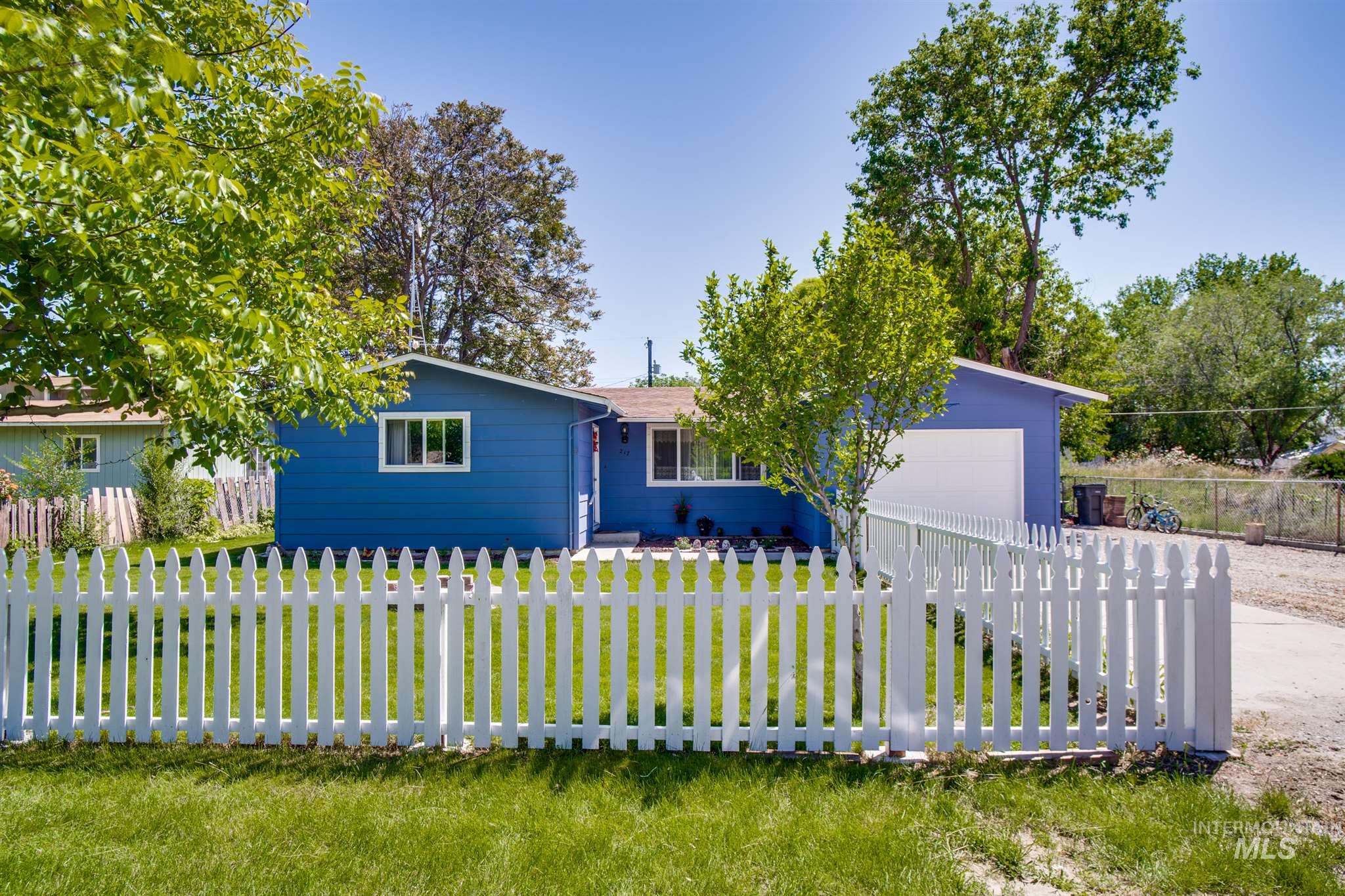 Homedale Homes For Sale, Idaho Delta Land, LLC