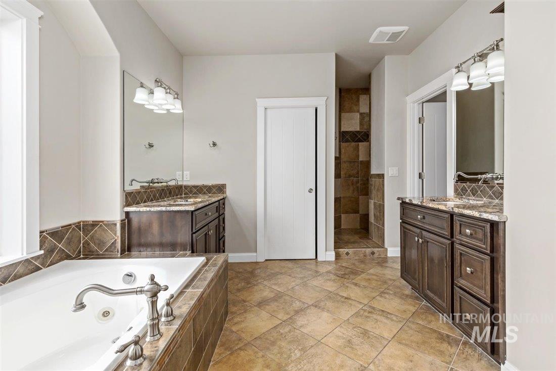 Residential for sale in Meridian, Idaho, 98793884
