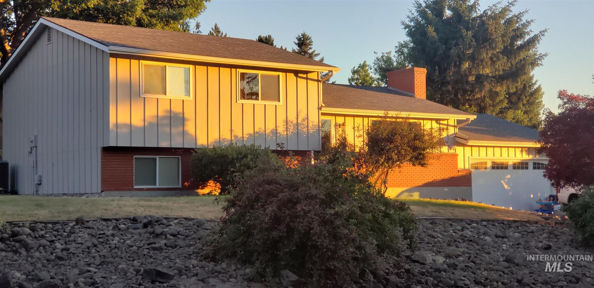 286 W Shiloh Drive Lewiston Id 83501 Mls 98808923 Lewiston Real Estate