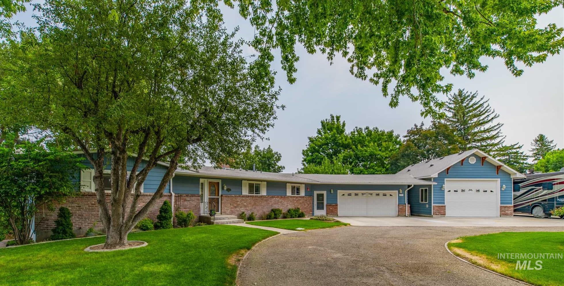 Meridian Luxury Homes