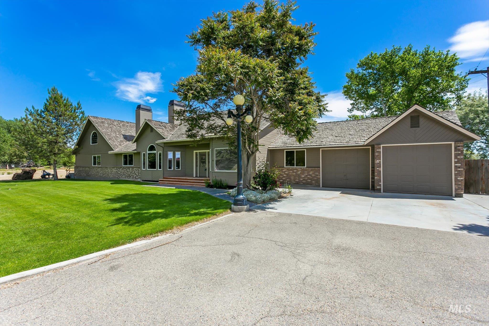 509 5th St., Adrian, Oregon 97901, 5 Bedrooms, 3.5 Bathrooms, Residential For Sale, Price $889,000,MLS 98830555