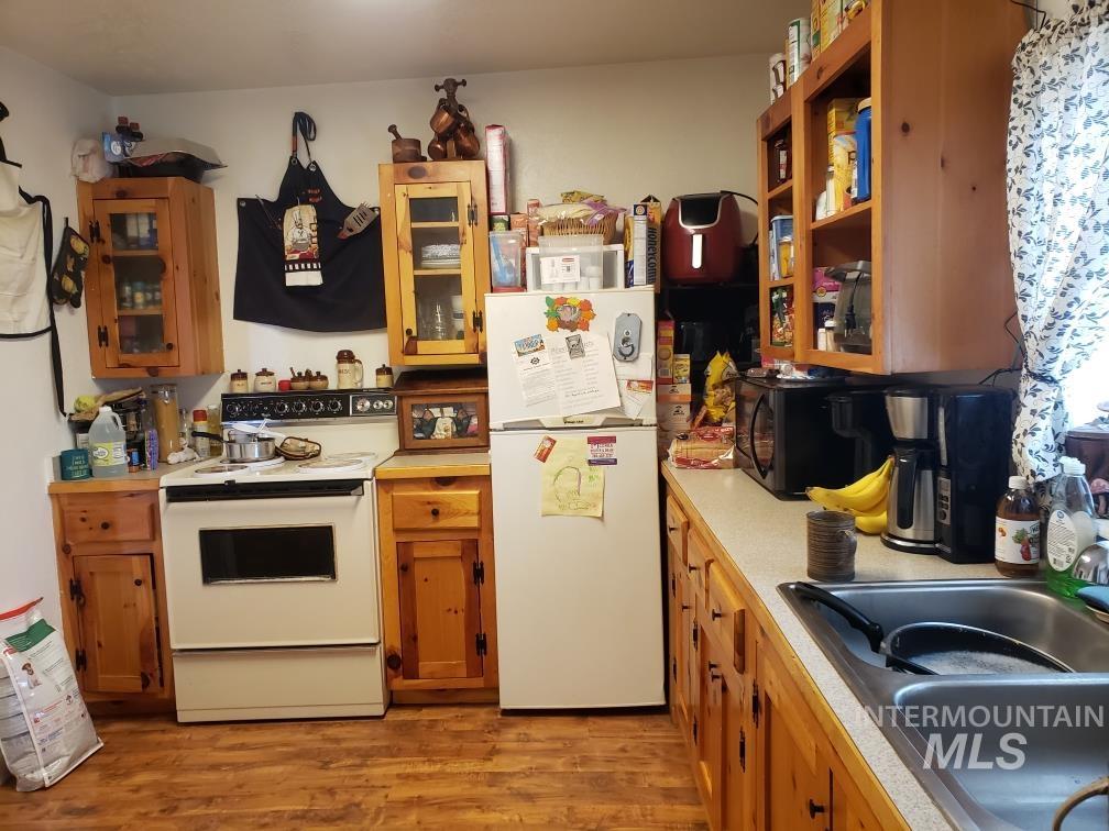 205 W Adams St, Huntington, Oregon 97907, 1 Bedroom, 1 Bathroom, Residential Income For Sale, Price $449,000, 98838030