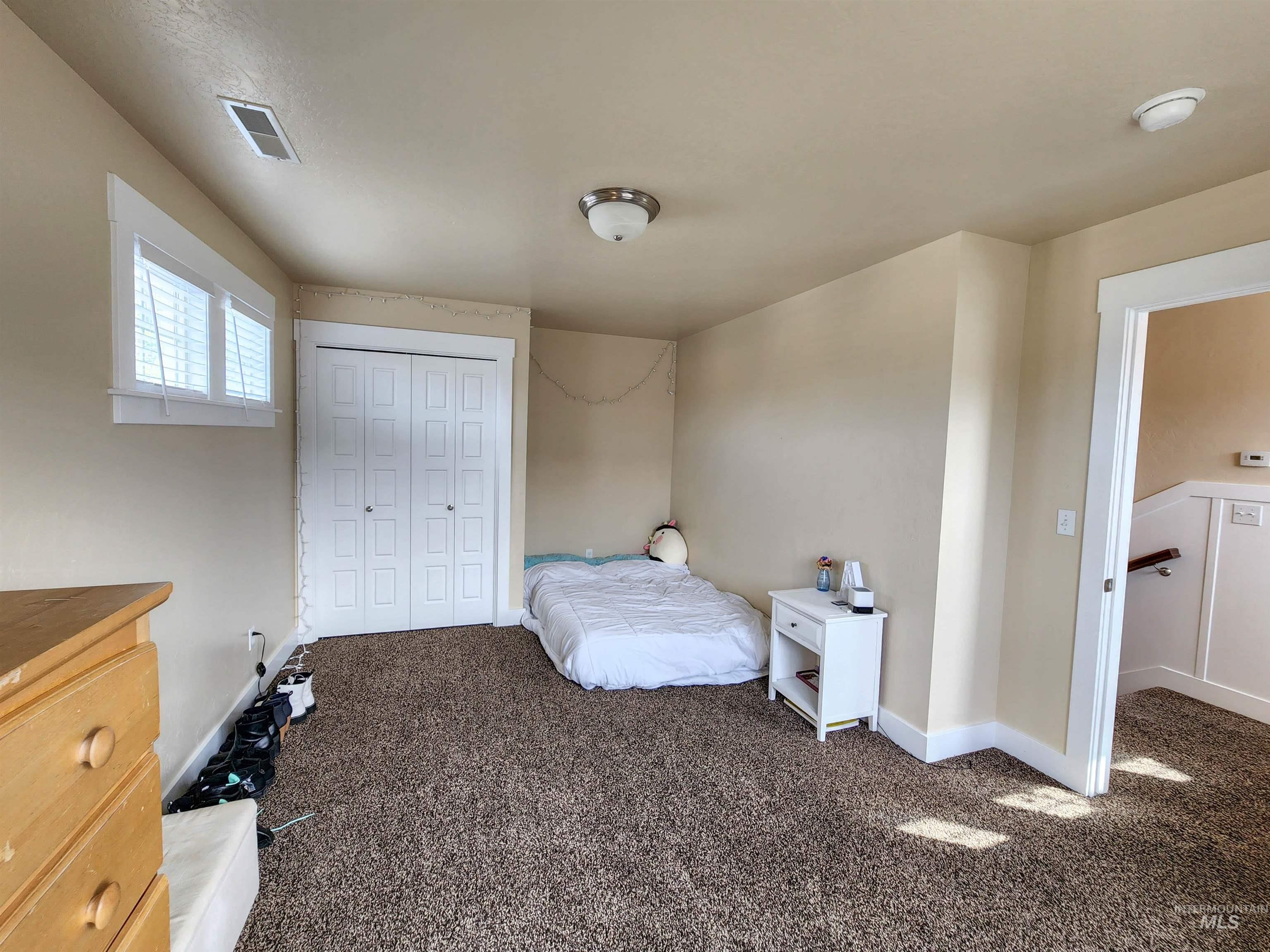 2680 S Gatewood Lane, Boise, Idaho 83709, 3 Bedrooms, 2.5 Bathrooms, Residential For Sale, Price $419,900,MLS 98840063