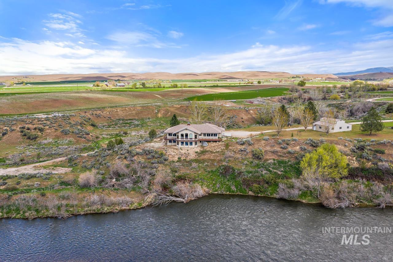4545 Silverleaf Extension, Emmett, Idaho 83617, 3 Bedrooms, 3 Bathrooms, Farm & Ranch For Sale, Price $3,950,000, 98840981