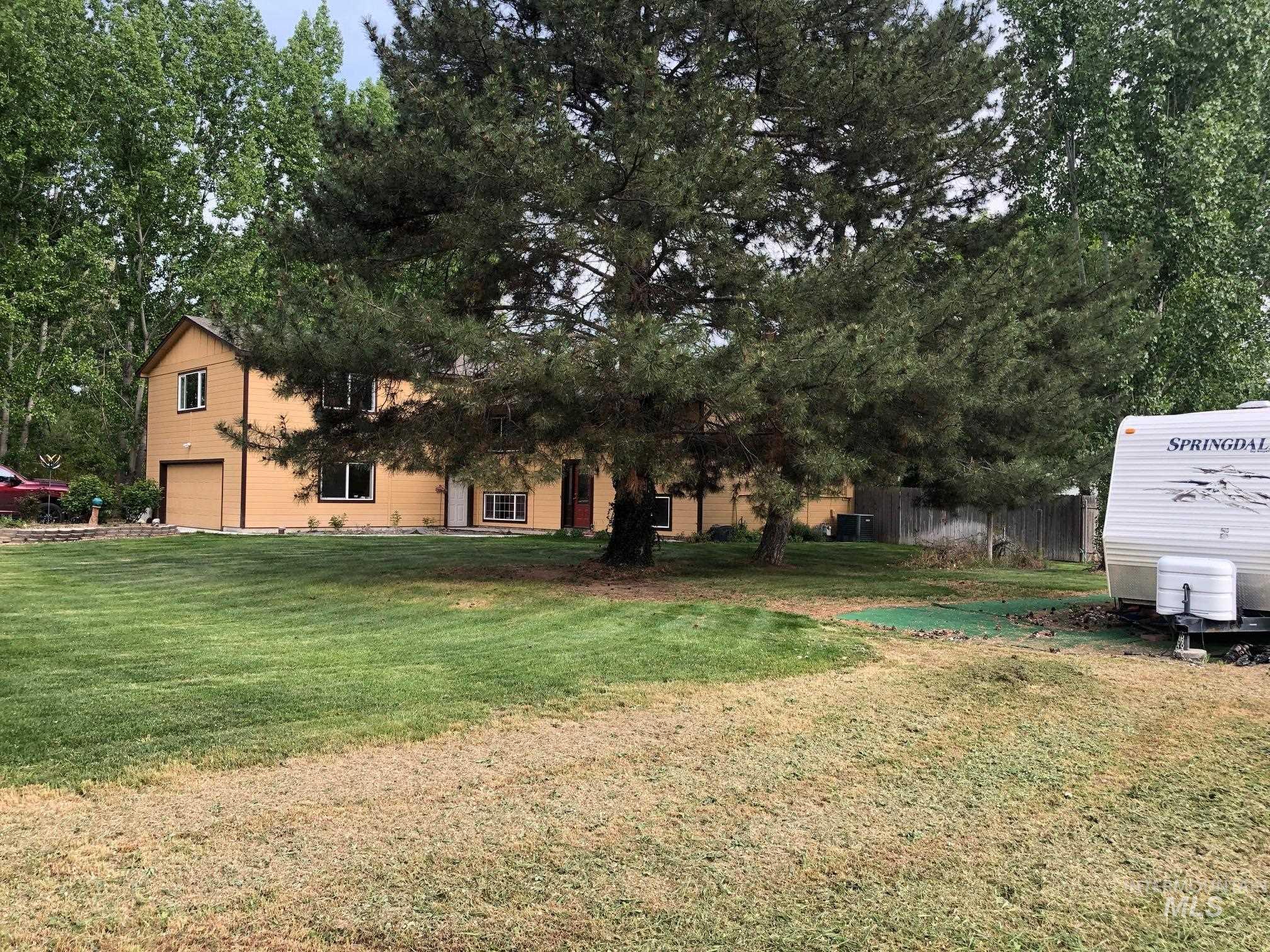 10780 W Southerland, Boise, Idaho 83709, 4 Bedrooms, 2 Bathrooms, Residential For Sale, Price $699,000,MLS 98843525