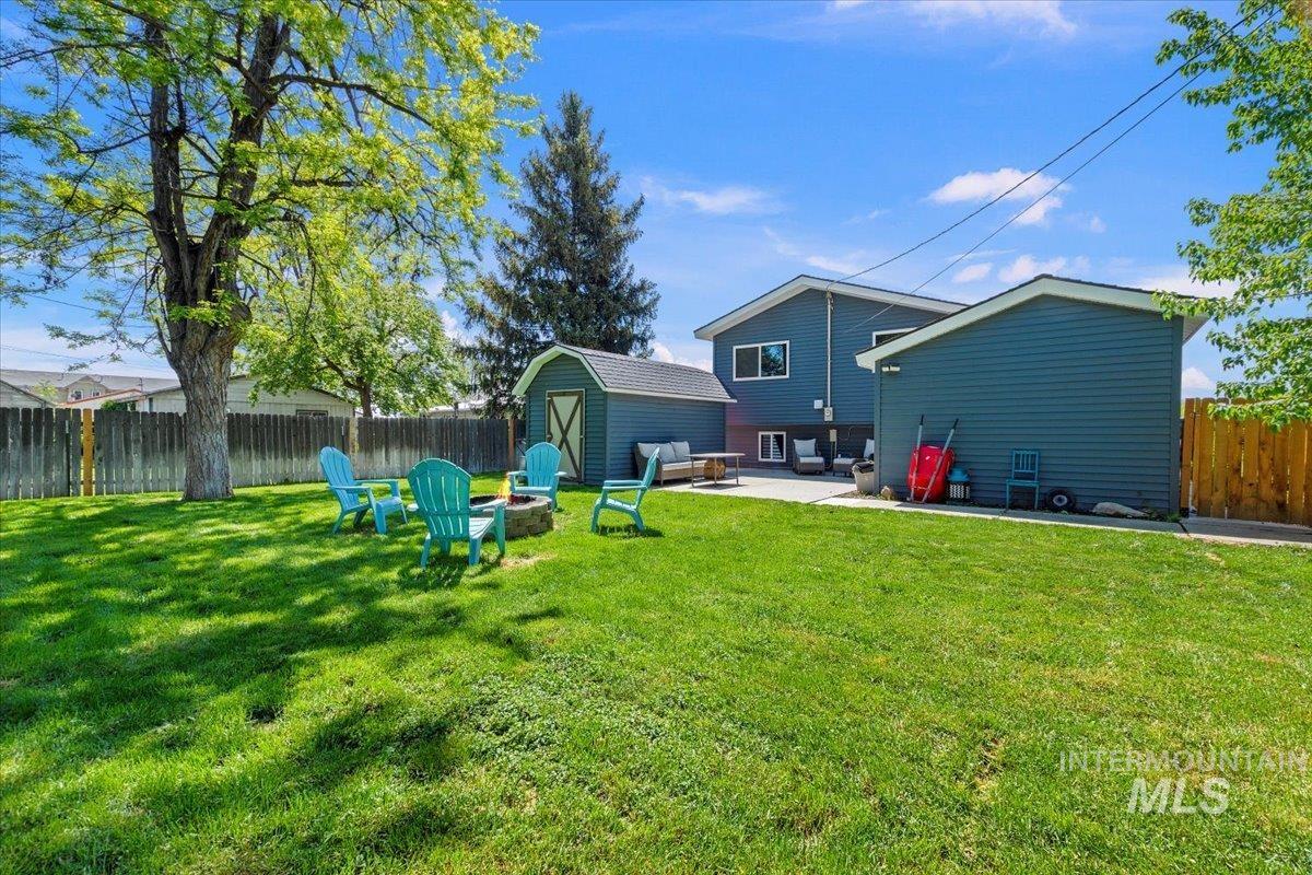 428 E Broadway Ave, Meridian, Idaho 83642, 4 Bedrooms, 2 Bathrooms, Residential For Sale, Price $447,000,MLS 98843943