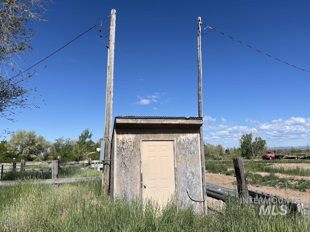 1867 E 1750 S, Gooding, Idaho 83330, Business/Commercial For Sale, Price $449,500,MLS 98843985